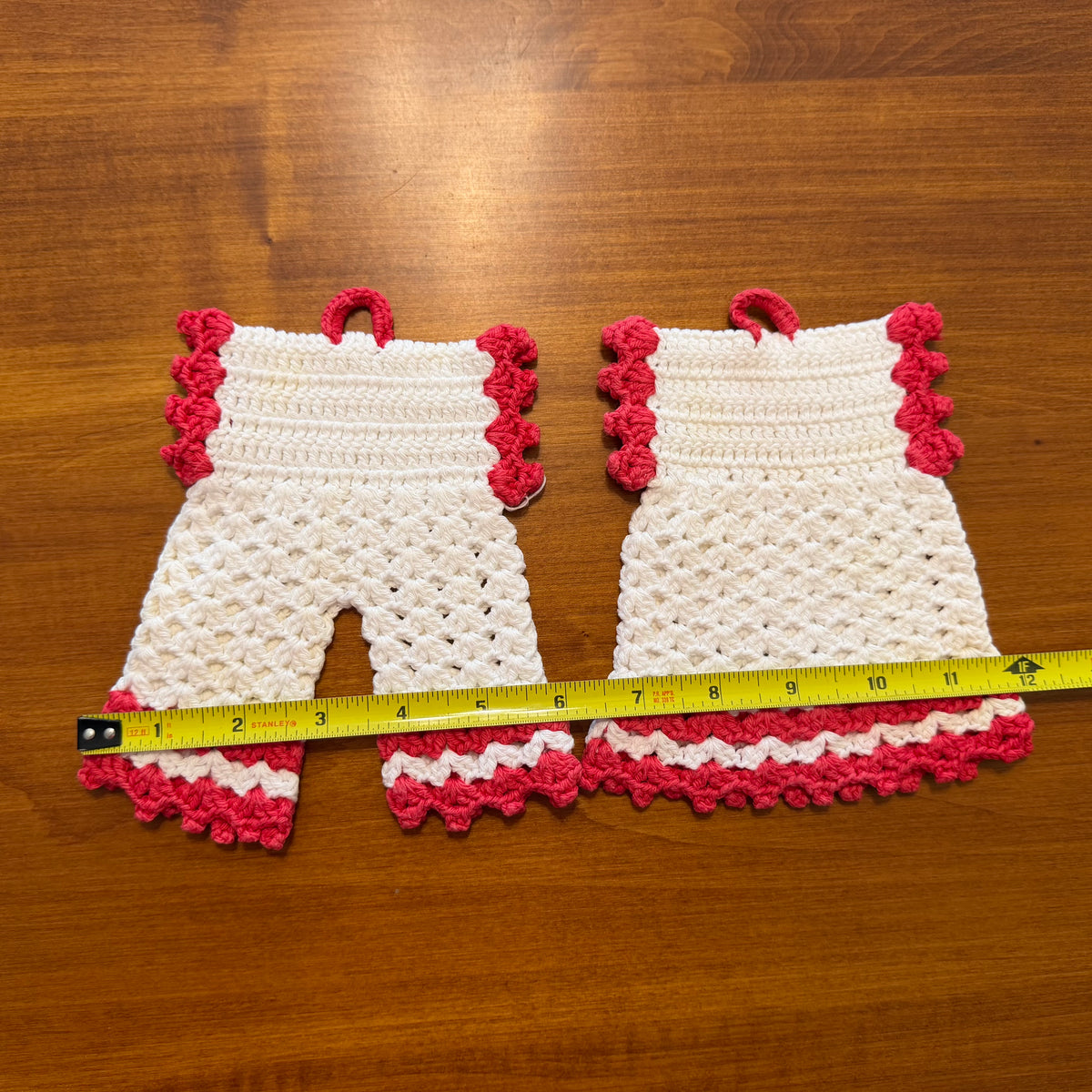 Red and White Pot Holders, Lot of 2