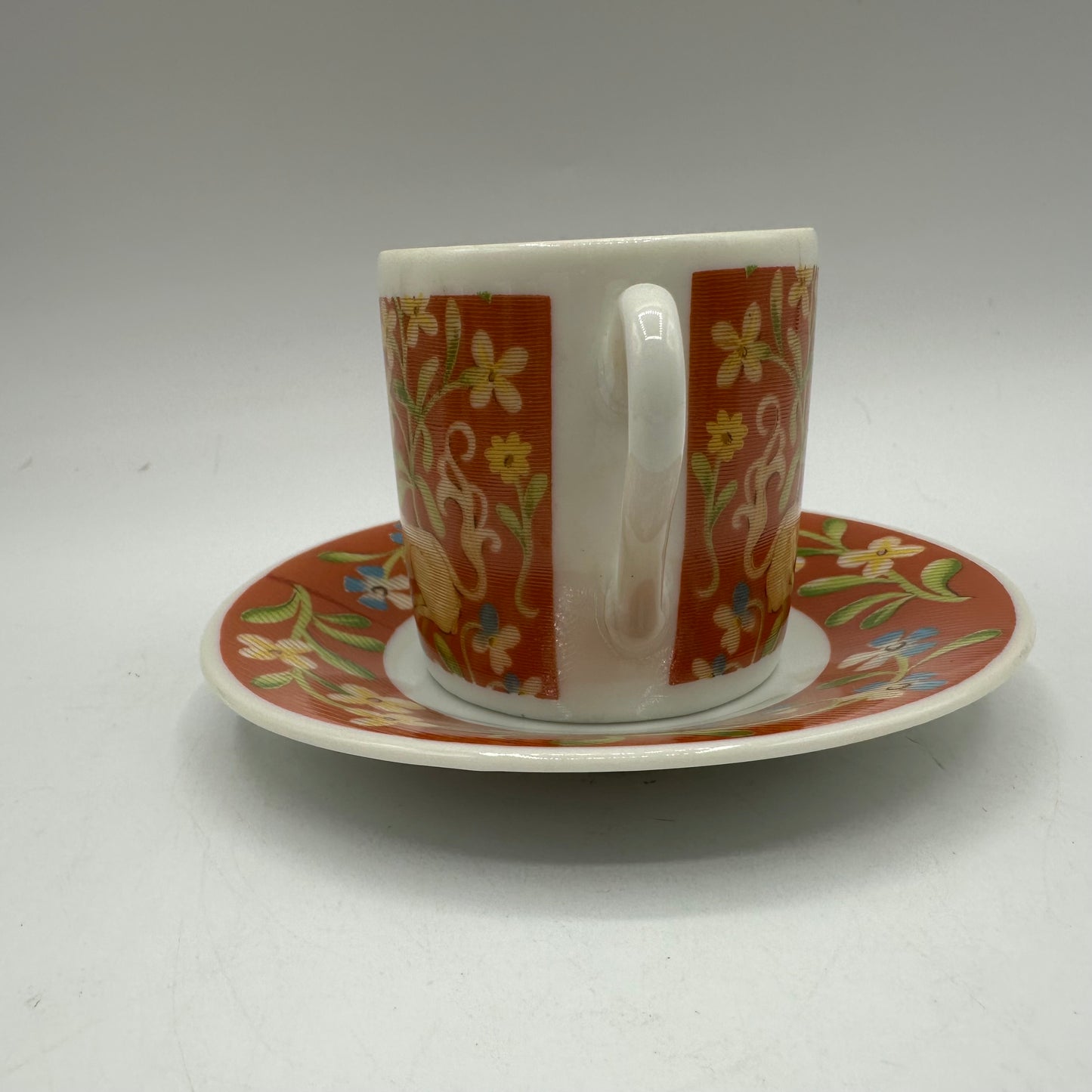 Seymour Mann Hunt of the Unicorn Demitasse Cups and Saucers, Set of 6