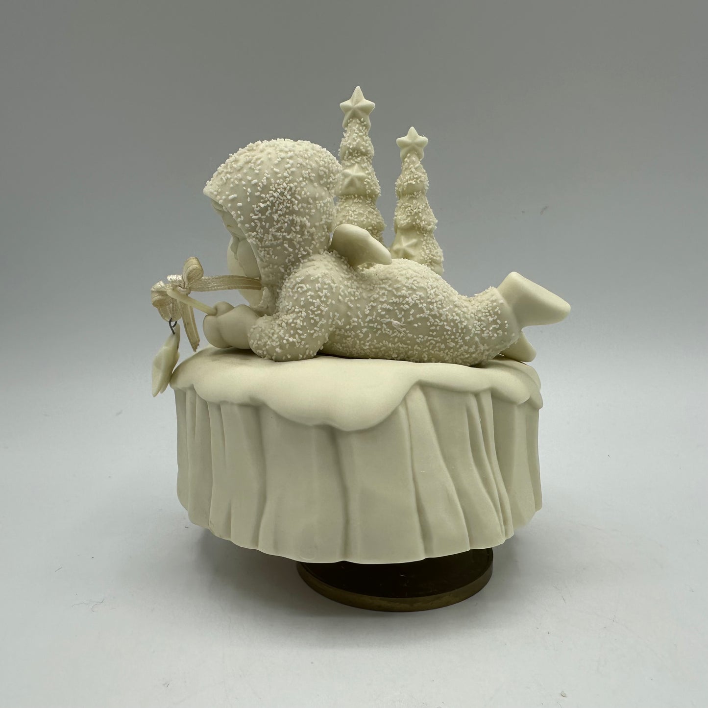Snowbabies What Will I Catch Music Box