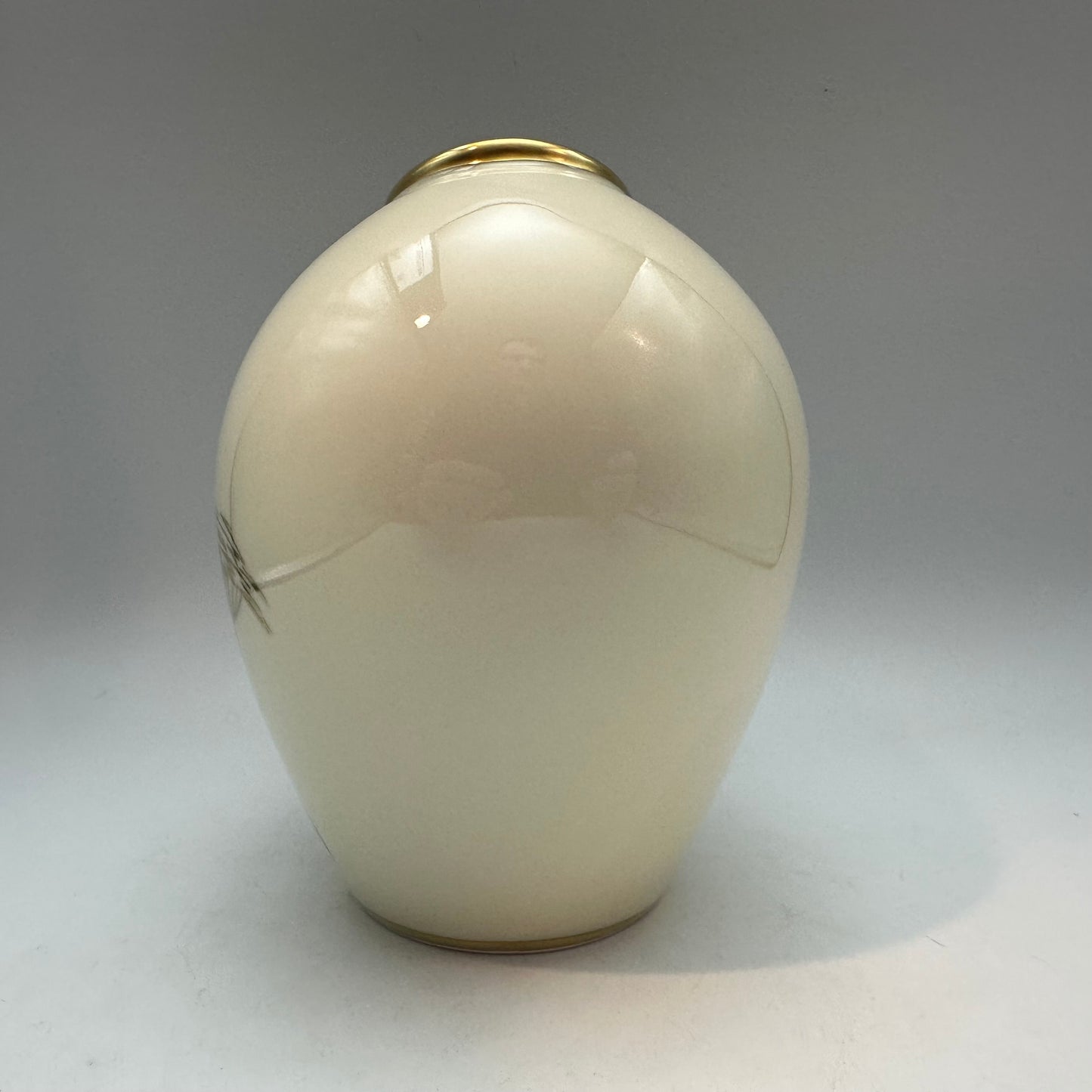 Alka Kurnst Vase Fold Floral Design, Bavaria