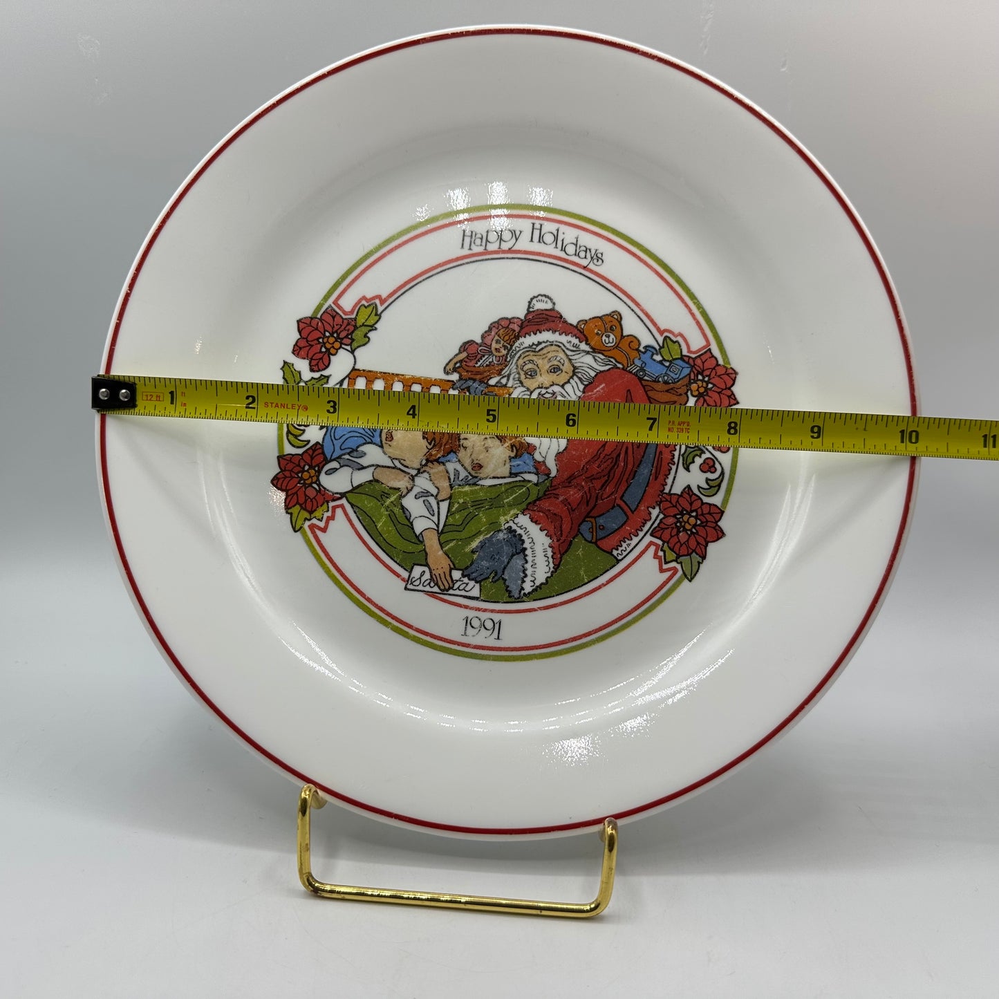 Corelle 1991 Christams Plate 10"