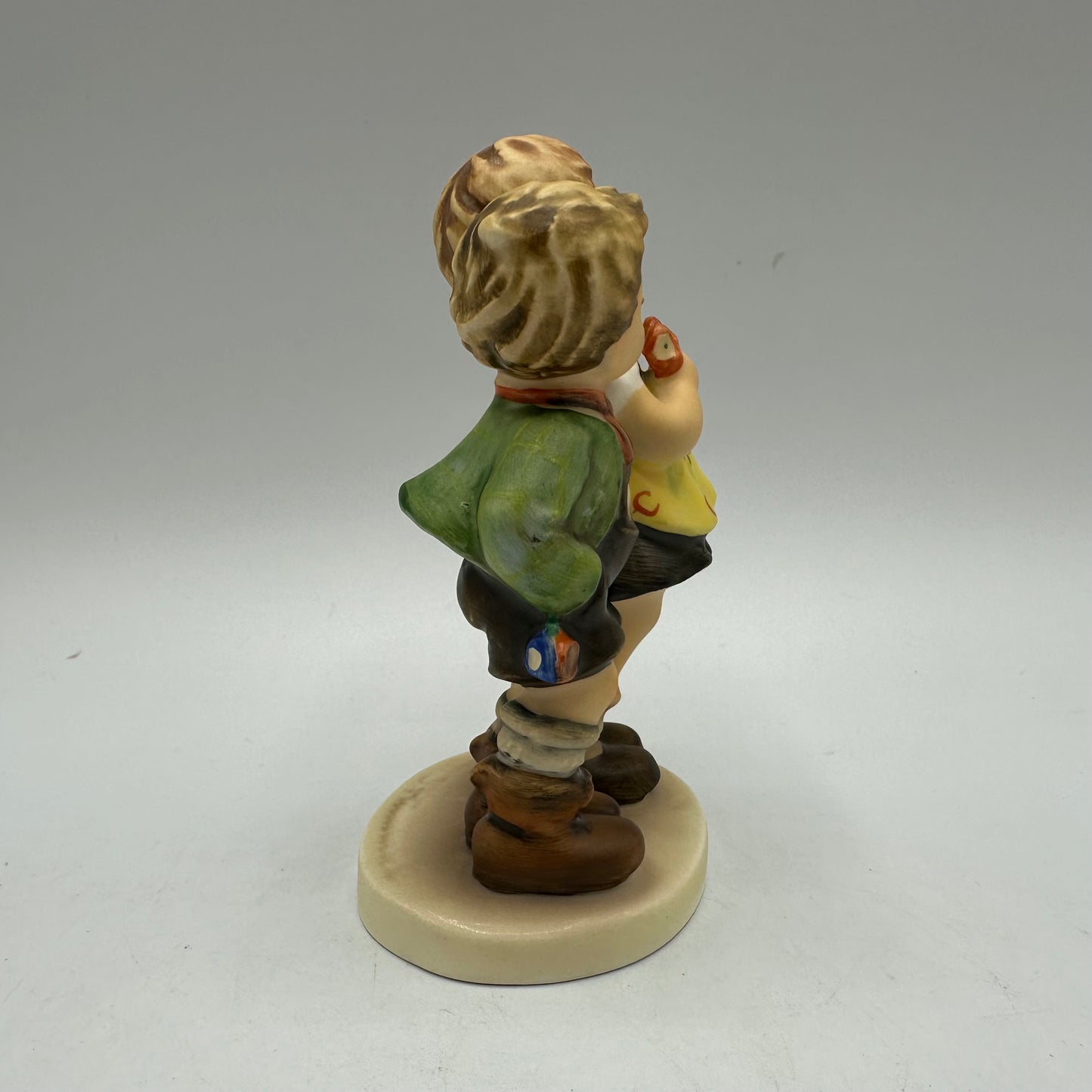 Goebel Hummel Figurine "To Market" TMK-6 #49