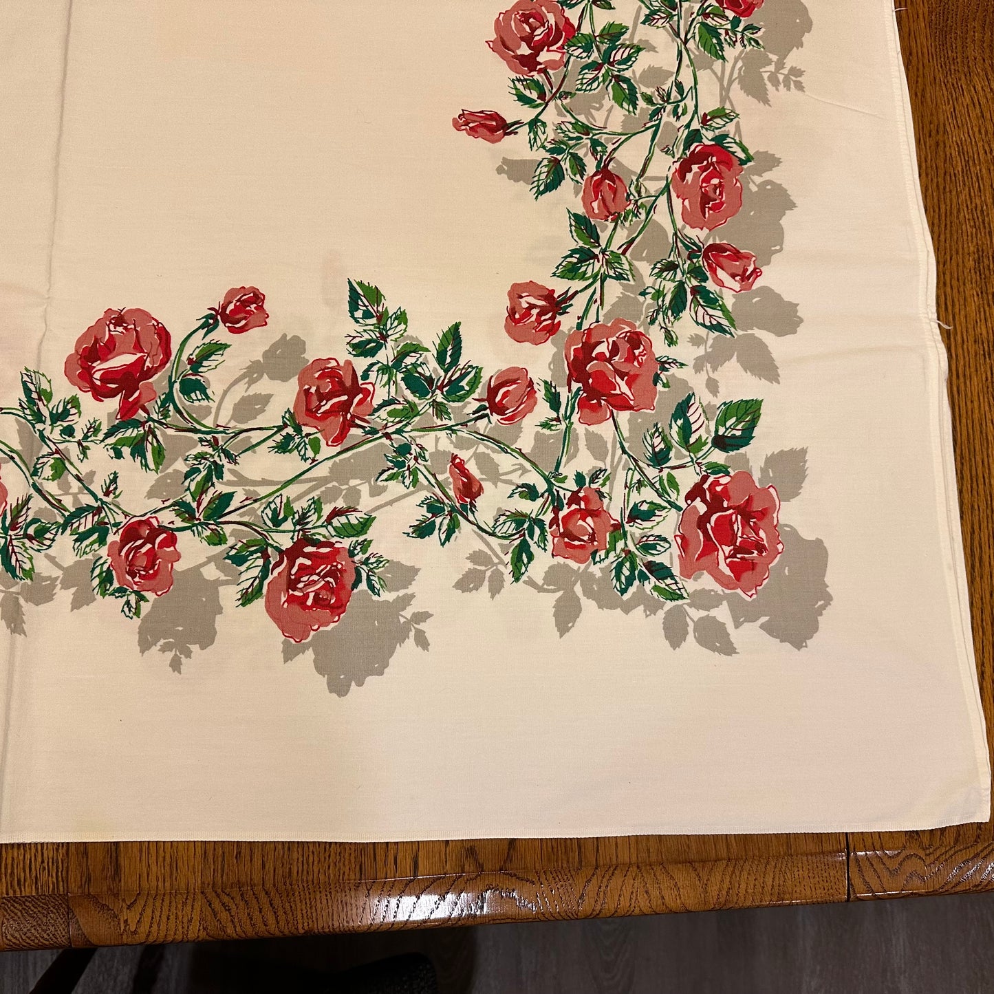Rose Vine Tablecloth, 51 X 45
