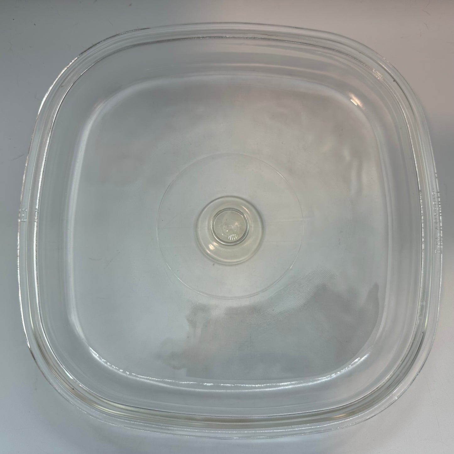 Corning Ware Black Trefoil Casserole Dish with Lid, 10"