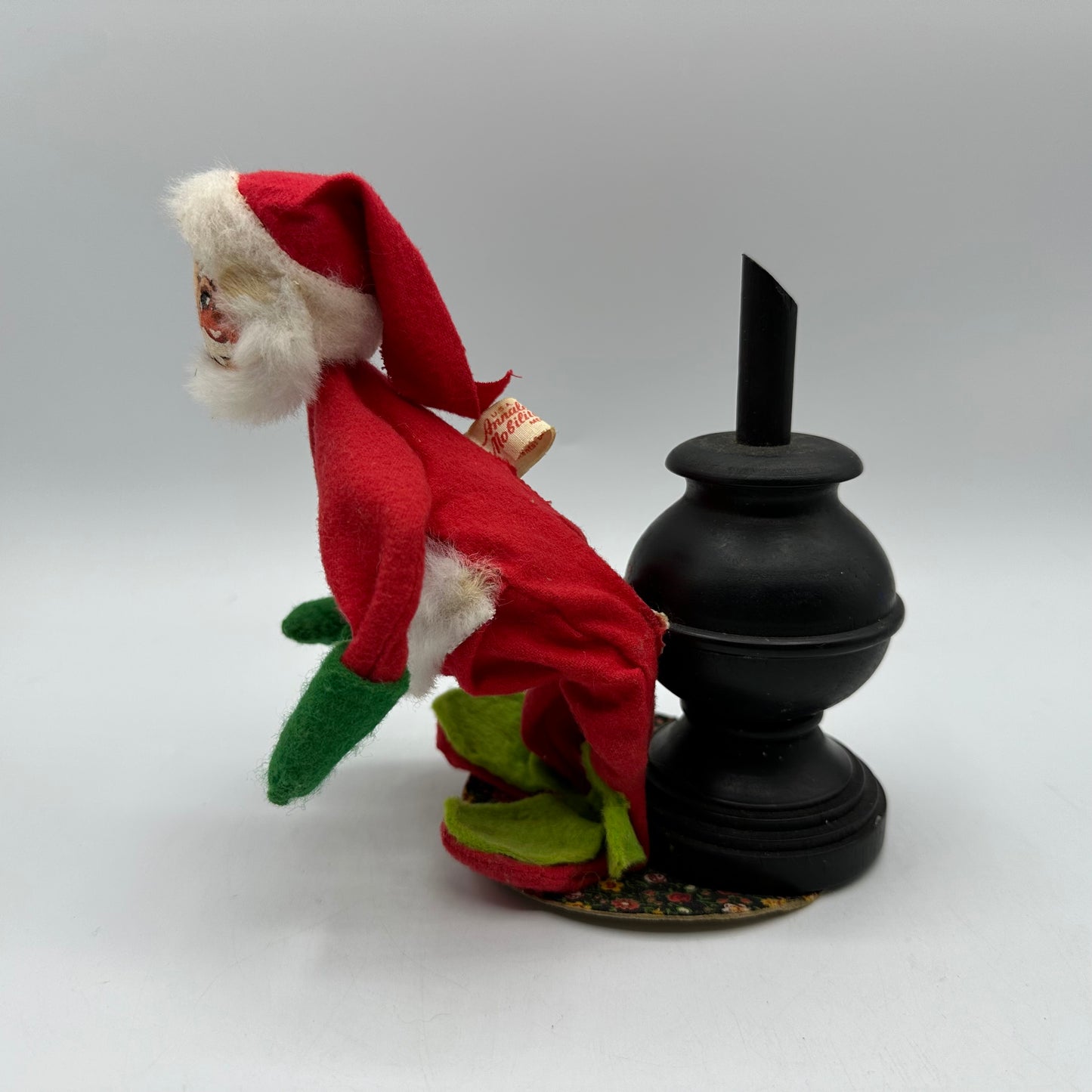 Annalee Mobilitee Dolls Santa Claus with Pot Belly Stove 1971