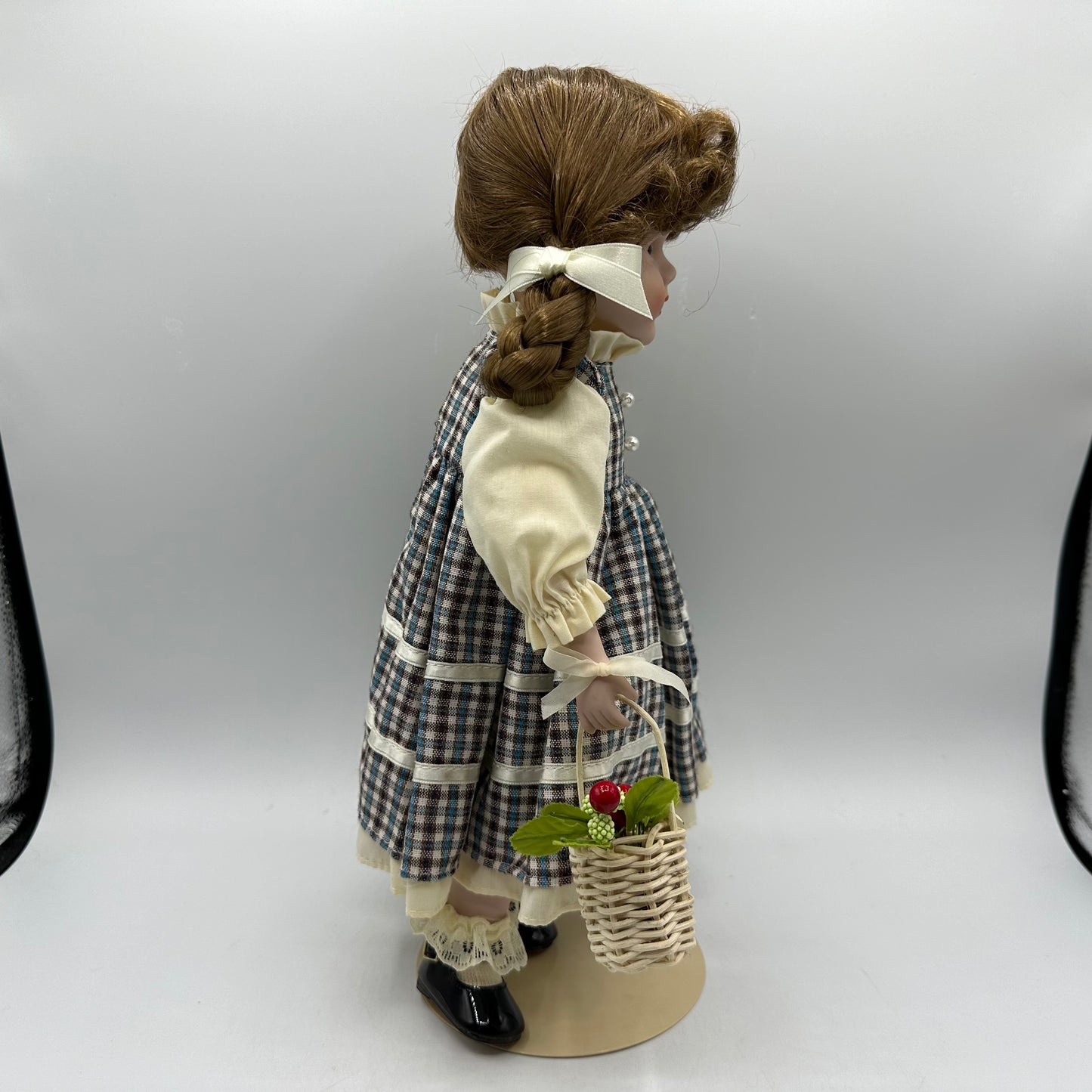 Kingstate Porcelain Doll - Mary 13"