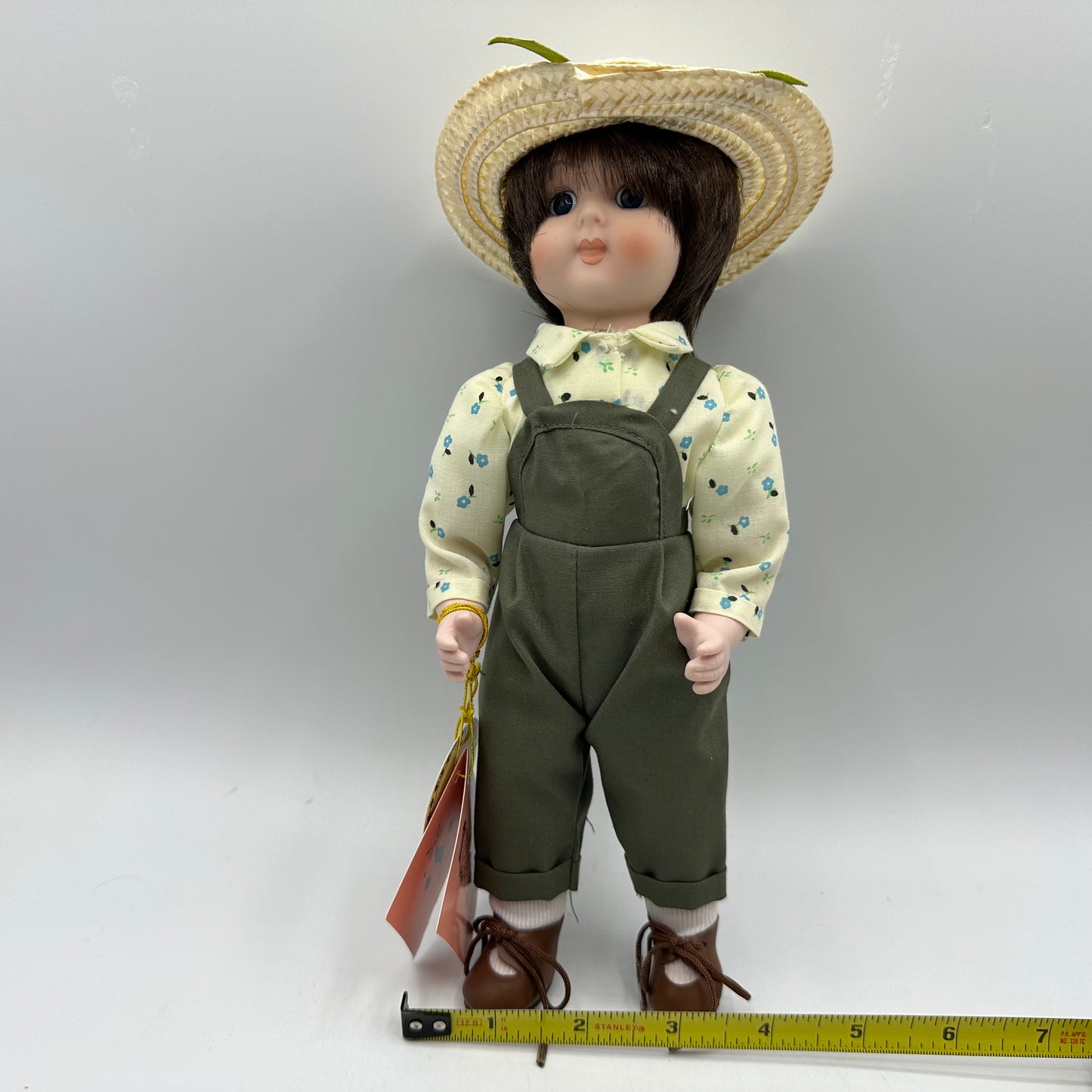Kingstate 10" Porcelain Dolls Robert and Rosa