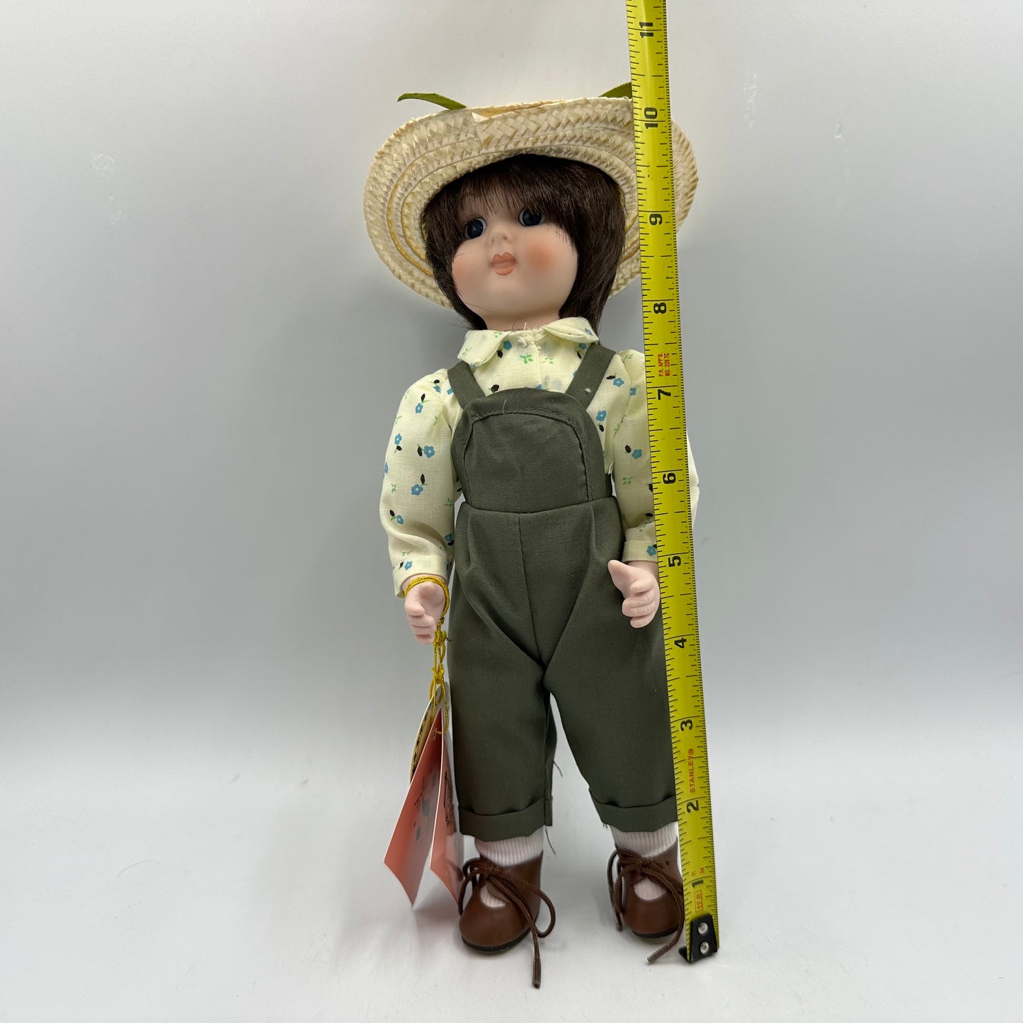 Kingstate 10" Porcelain Dolls Robert and Rosa