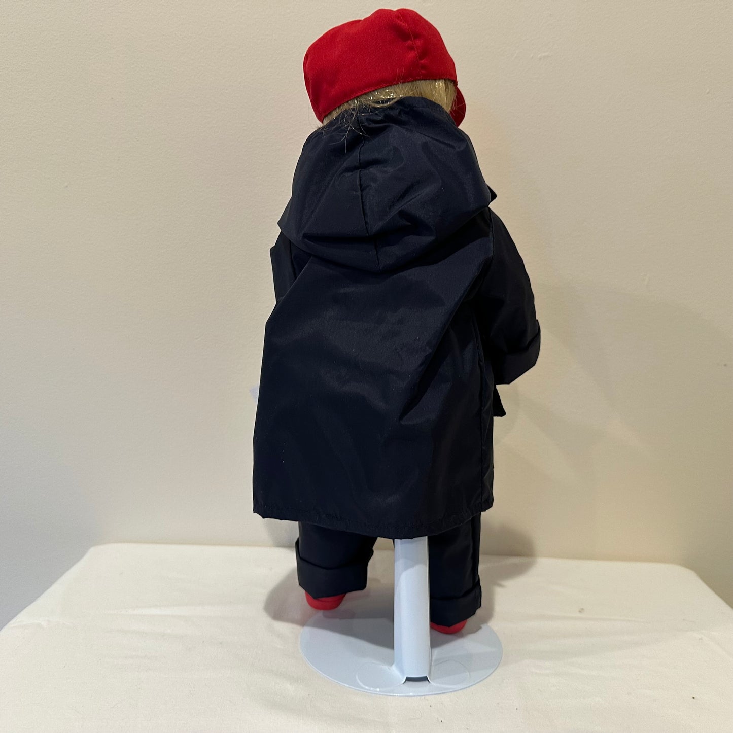 1998 Collectible Concepts Doll Sandy USPS