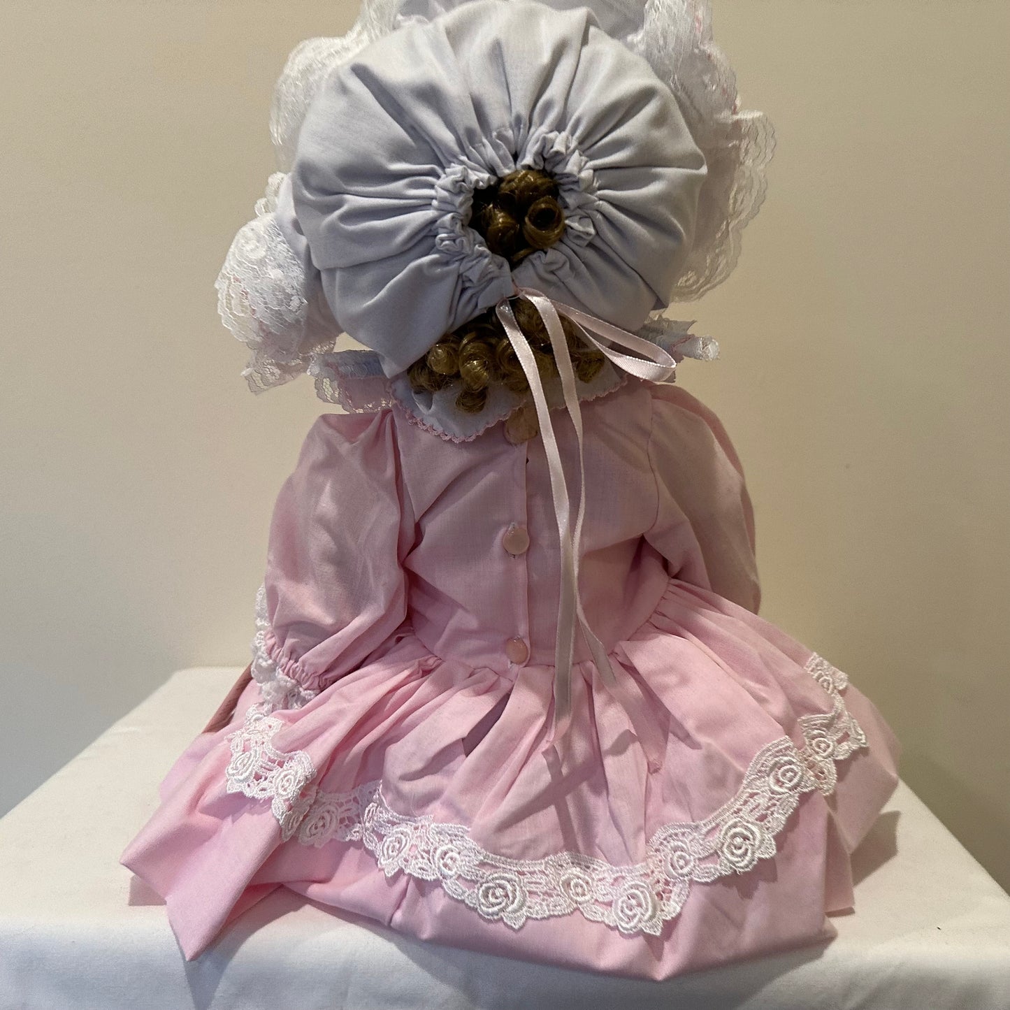 Treasured Heirloom Collection Gwen Ross 21" Porcelain Baby Doll