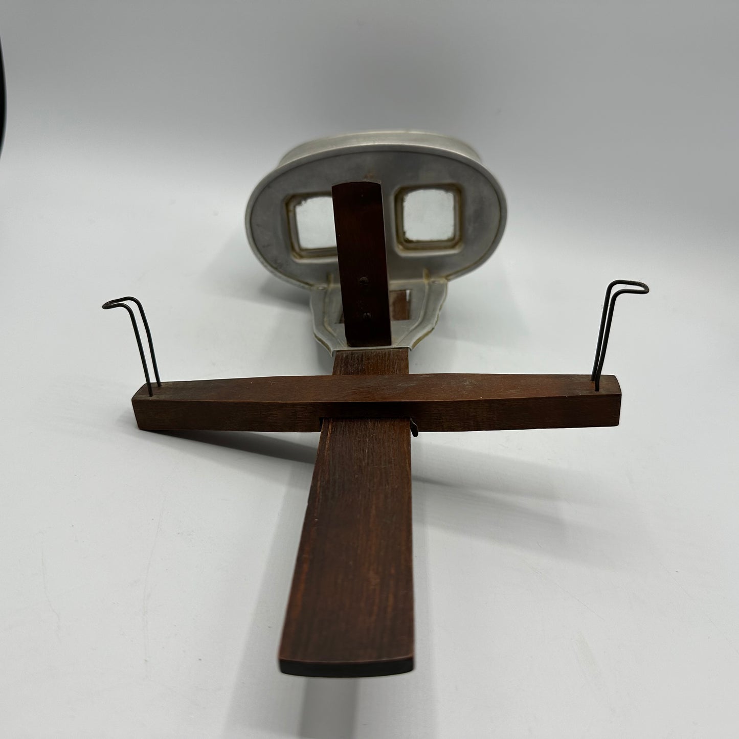 Underwood & Underwood Stereoscope Viewer, Set of 2, with 109 Slides
