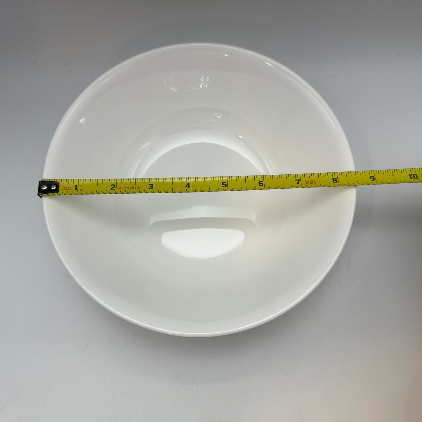 Corelle Livingware White Bowls, 2-1qt, 1-2qt