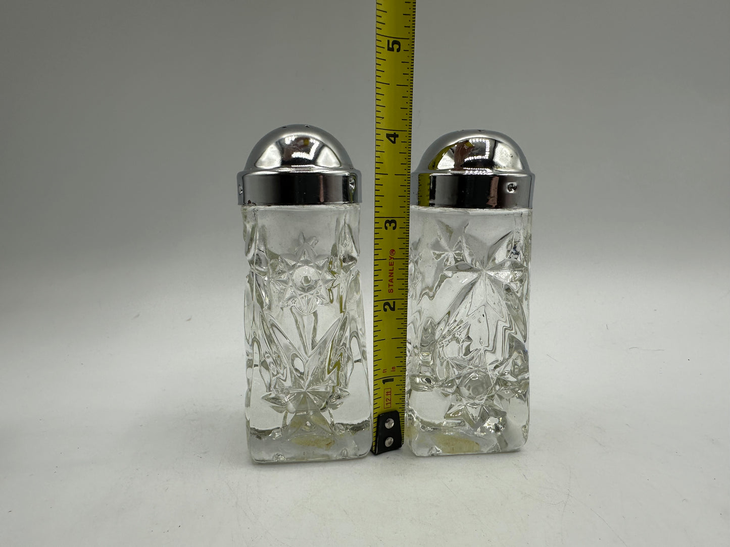 Anchor Hocking Early American Prescut Pattern Salt and Pepper Shakers
