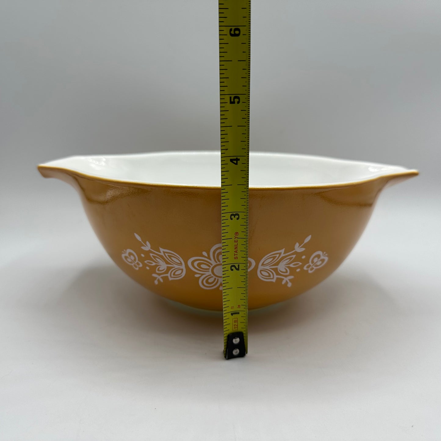 Pyrex Butterfly Gold Cinderella Bowl Set