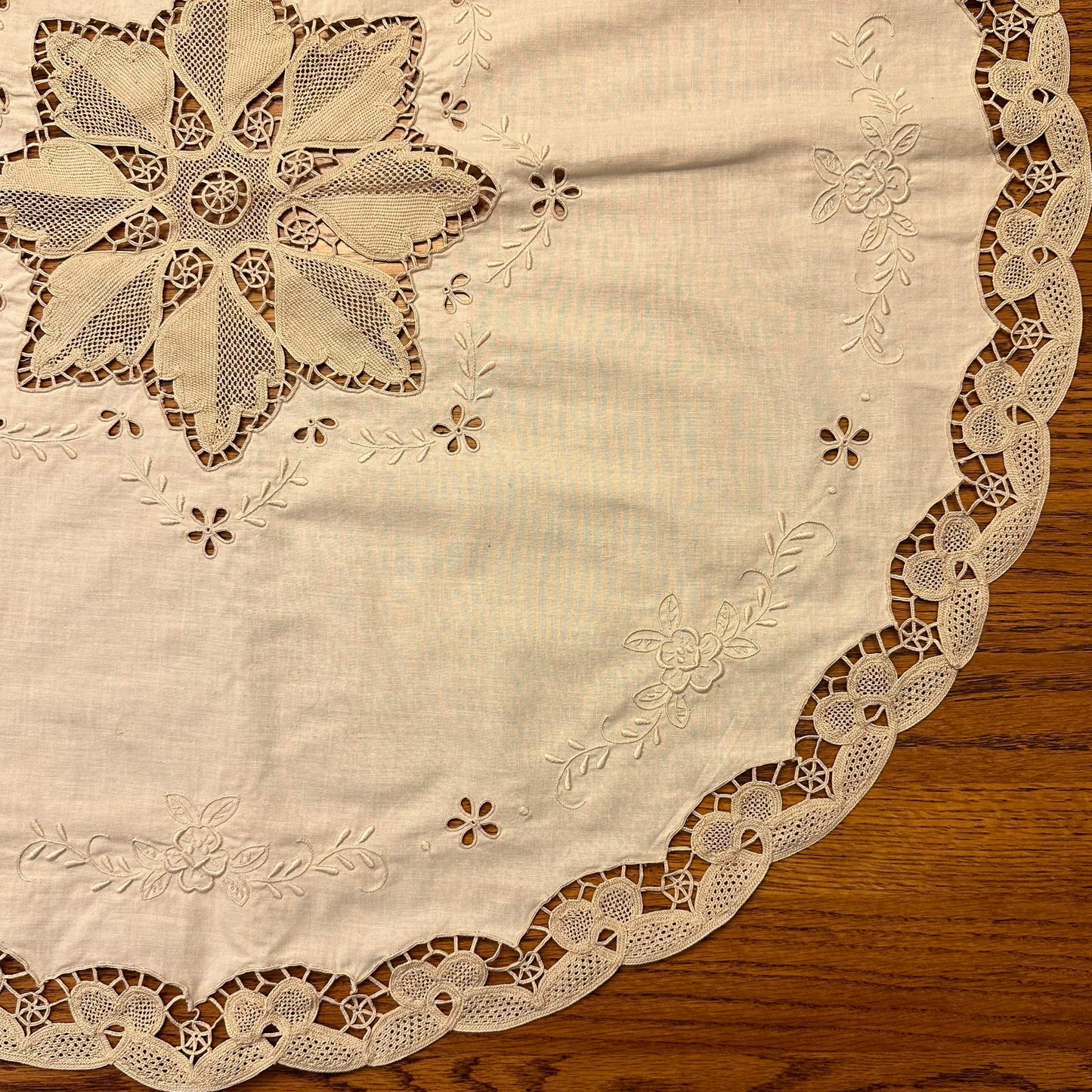 Tan Round Tablecloth With Embroidery