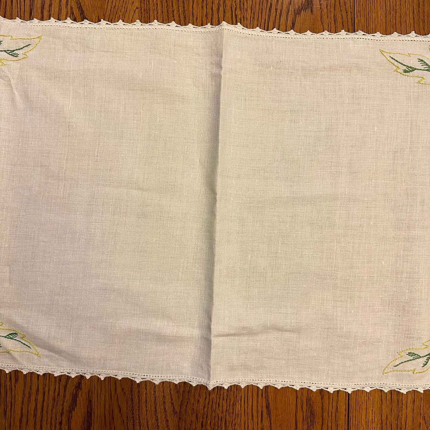 Floral Oval Table Runner - Blue and Green