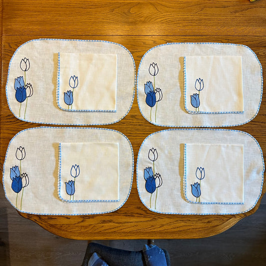 Blue and White Tulip Placemats & Matching Napkins, Set of 4