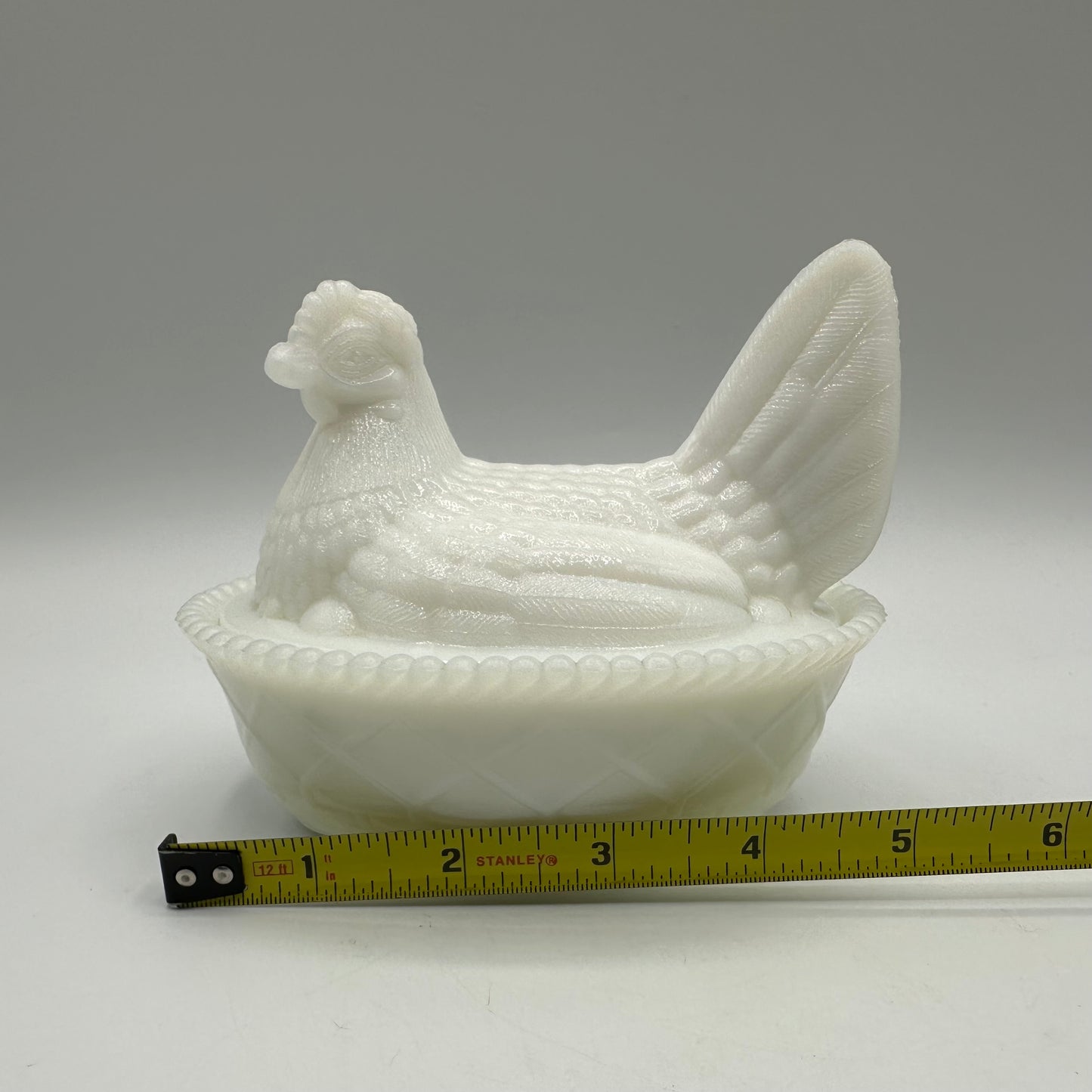 Westmoreland Hen on Nest, Milk Glass