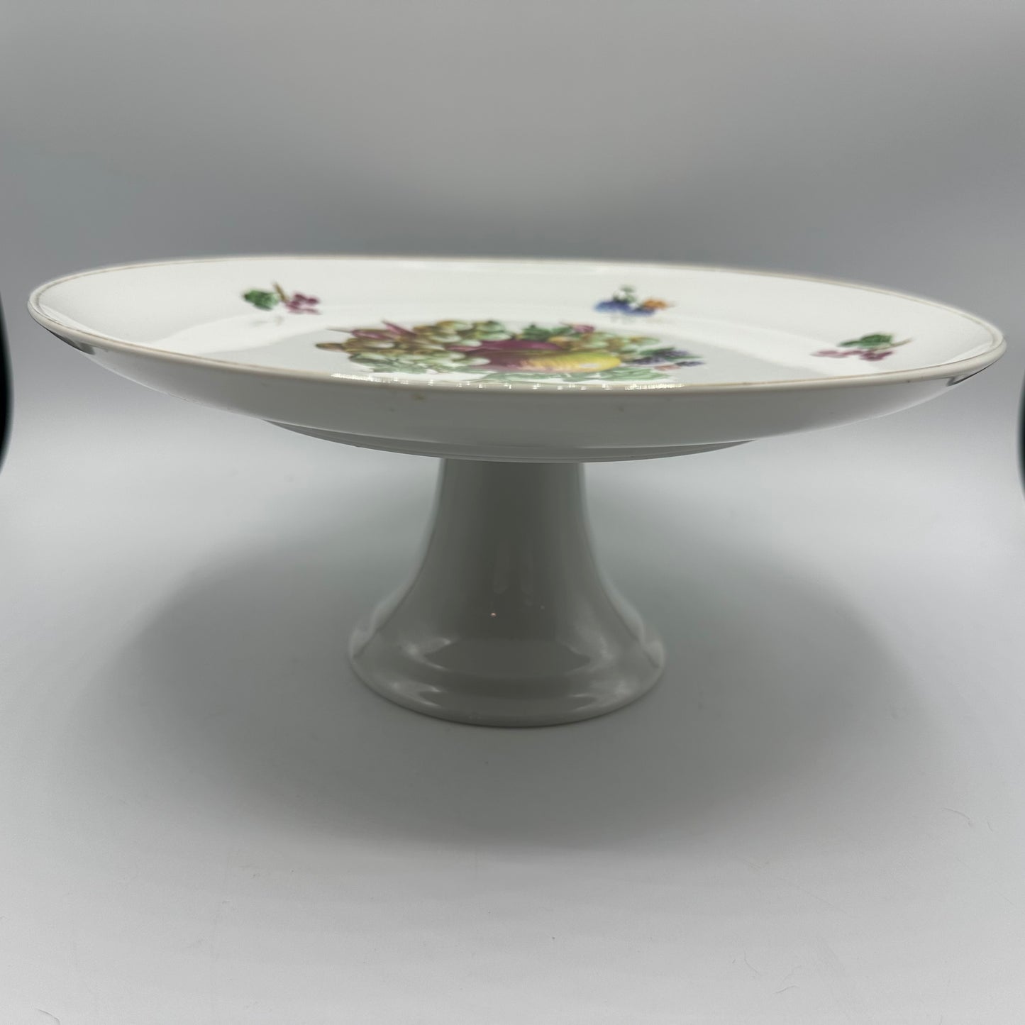 Naanan Porcelain Pedestal Cake Plate