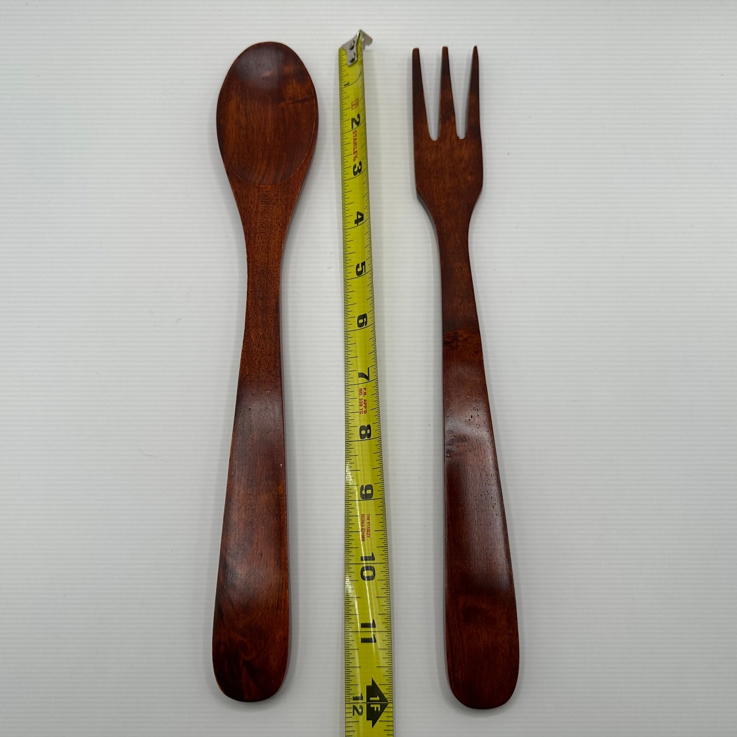 7 Piece Wooden Salad Bowl Set- 1 Serving Bowl, 4 Salad Bowl & 2 Serving Utensils