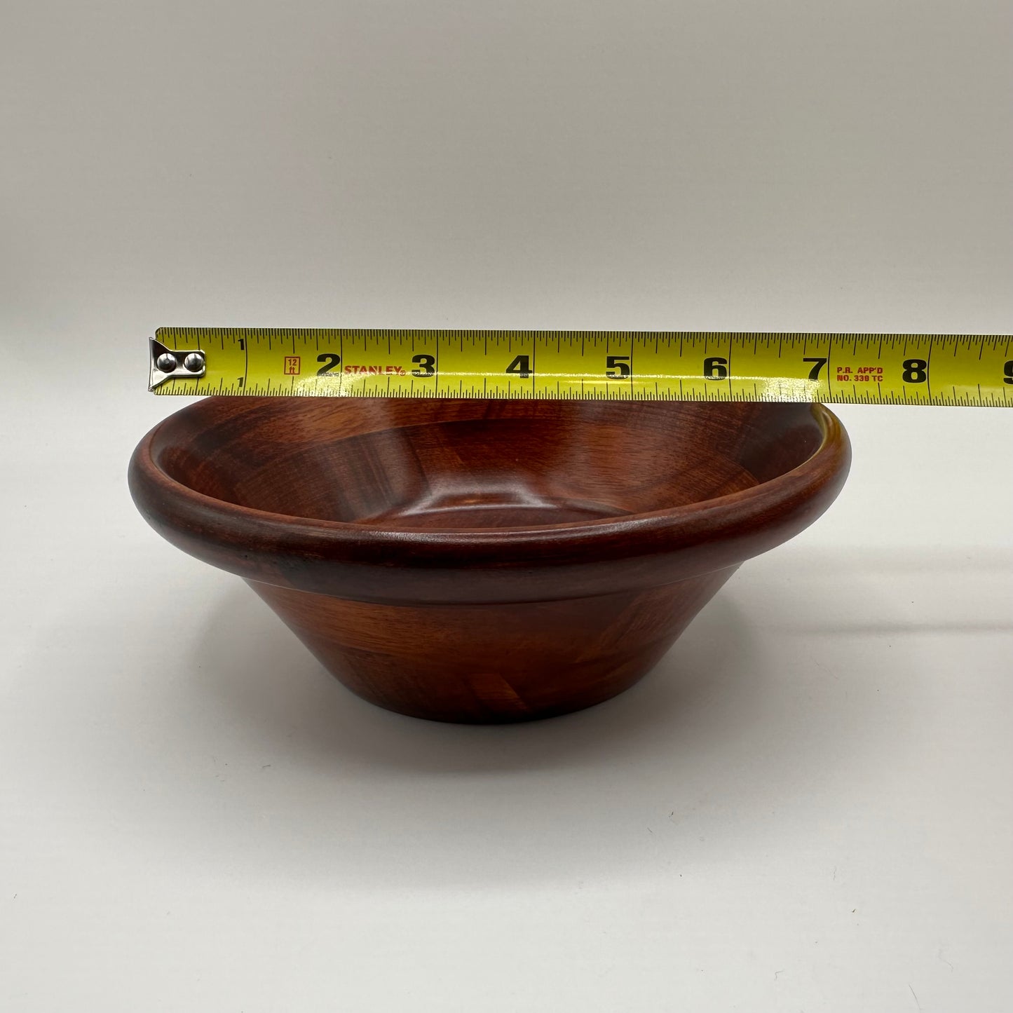 7 Piece Wooden Salad Bowl Set- 1 Serving Bowl, 4 Salad Bowl & 2 Serving Utensils