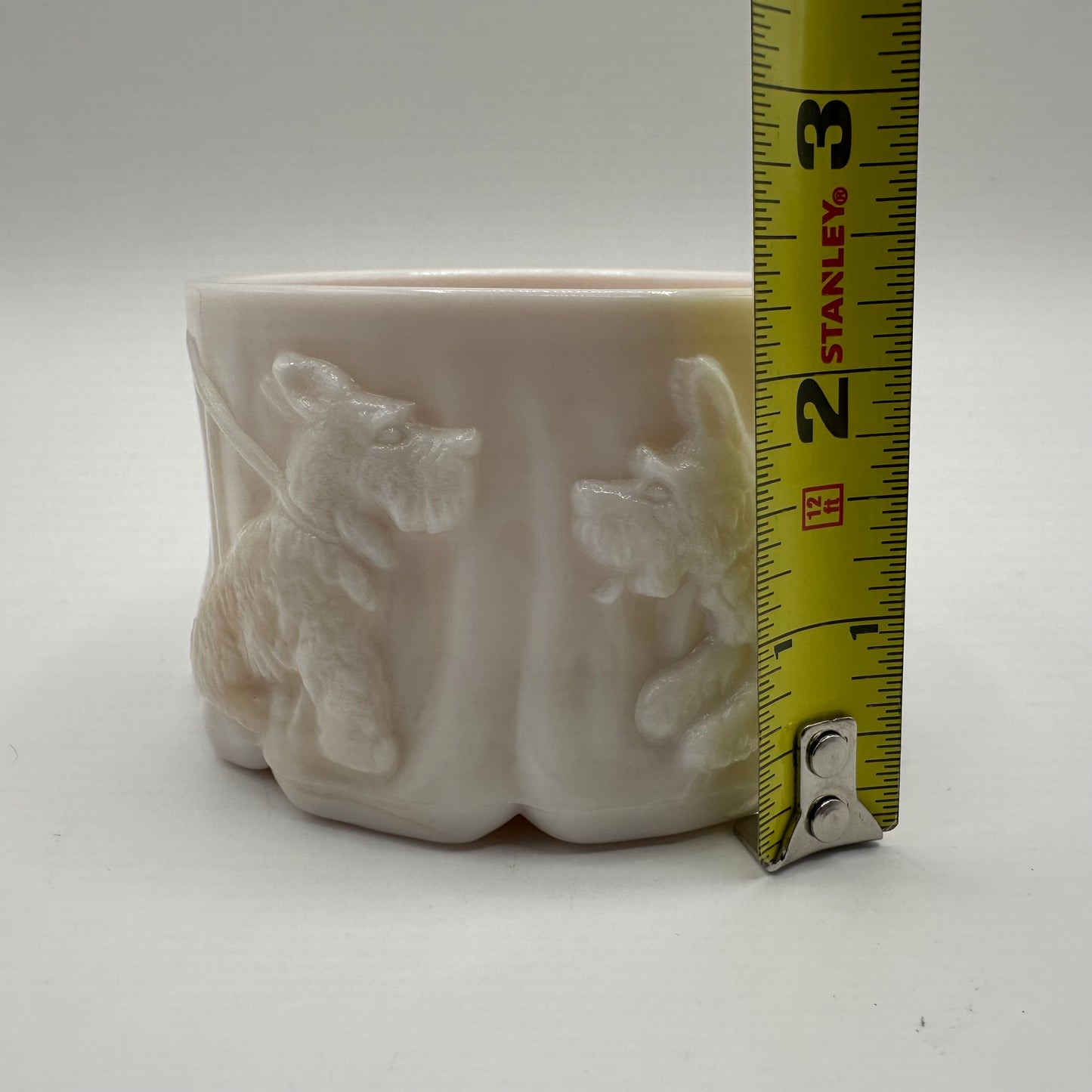 Akro Powder Pink Agate Scotty Dogs Dish, Base Only