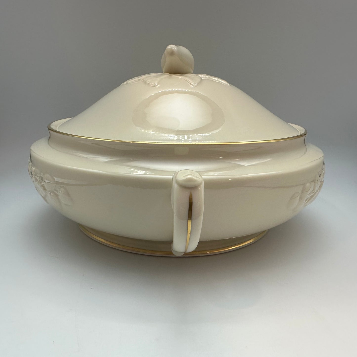 Lenox Fruits of Life Round Covered Vegetable Serving Dish