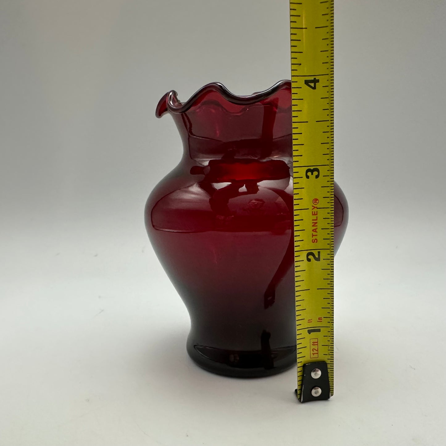 Anchor Hocking 4" Crimped Bud Vase, Royal Ruby