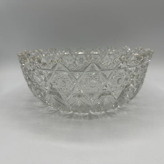 Cut Glass Bowl Daisy Flower Sawtooth Rim 9"