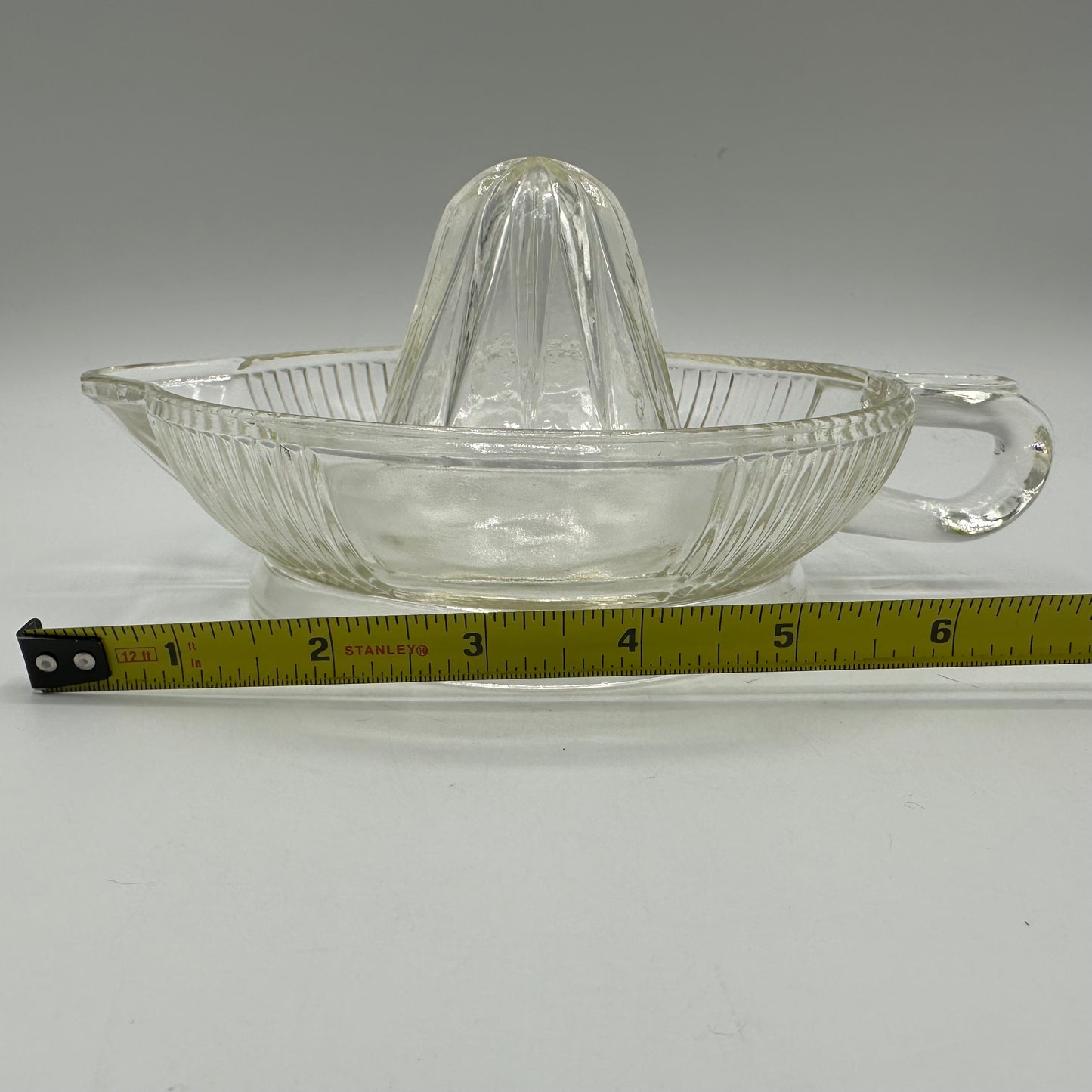 Clear Cut Glass Reamer, Spout