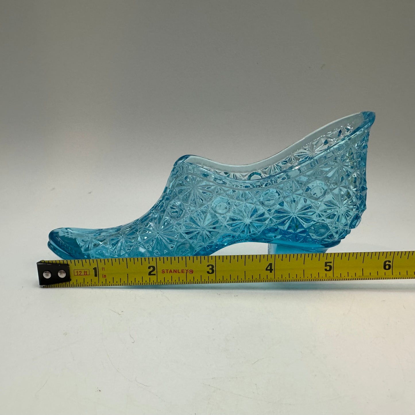 Duncan Daisy and Button Glass Shoe, Blue