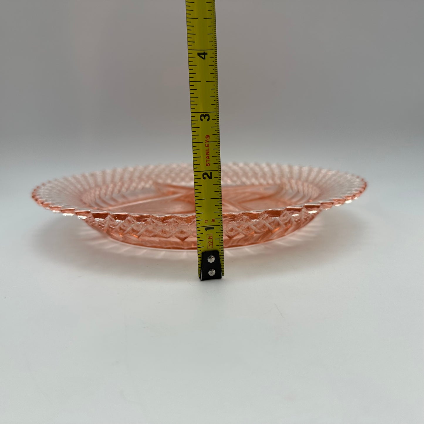 Anchor Hocking Miss America 8"Round 4 Part Relish, Pink