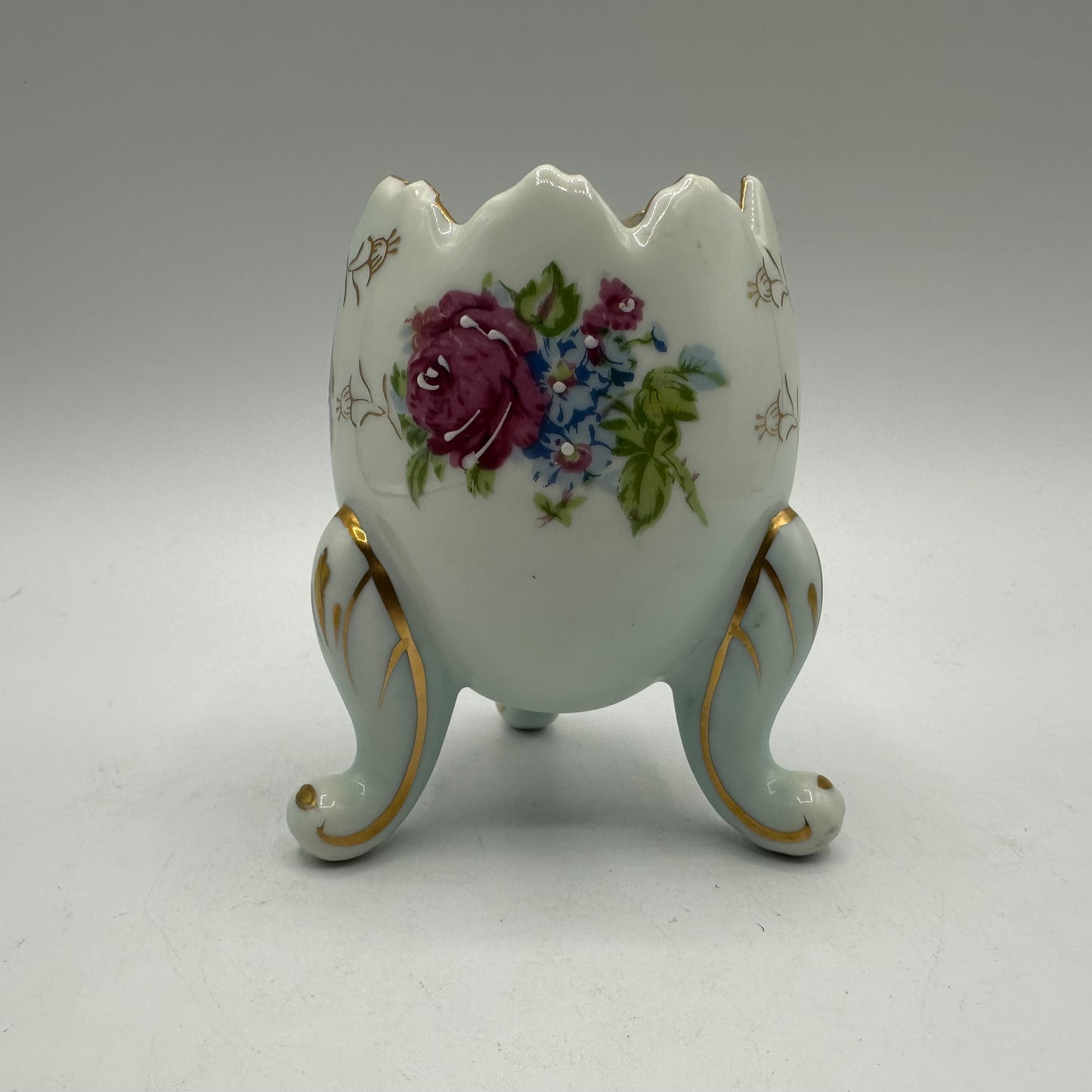 Cracked Egg Vase With Pink Roses & Blue Flowers-Footed