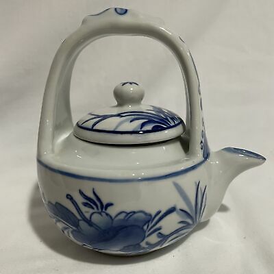 Vintage Blue And White Ceramic Round Floral Design Teapot Lided - Nostalgia 2 Now