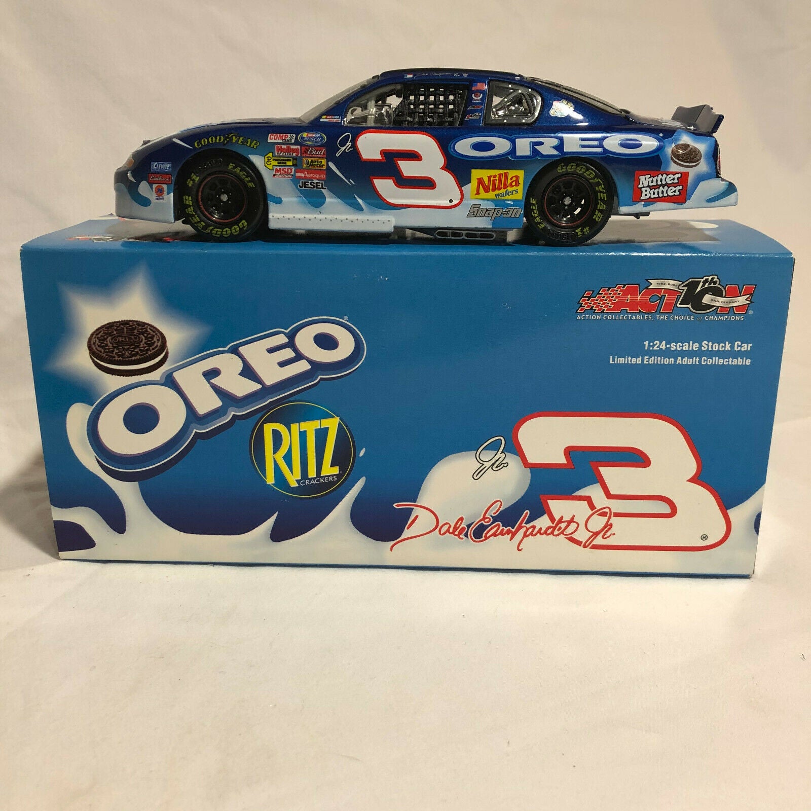 1:24 Dale Earnhardt Jr #3 Oreo/Ritz 2002 Monte Carlo Action