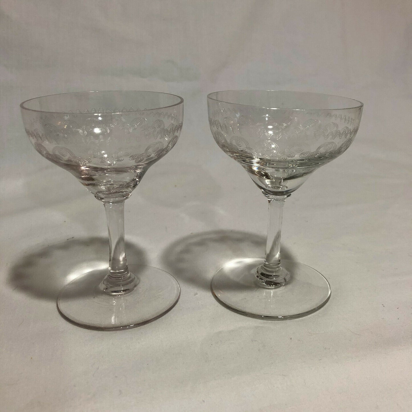 2 Pall Mall Design Vintage Acid Etched Design Wine Glasses-Simply Beautiful! - Nostalgia 2 Now