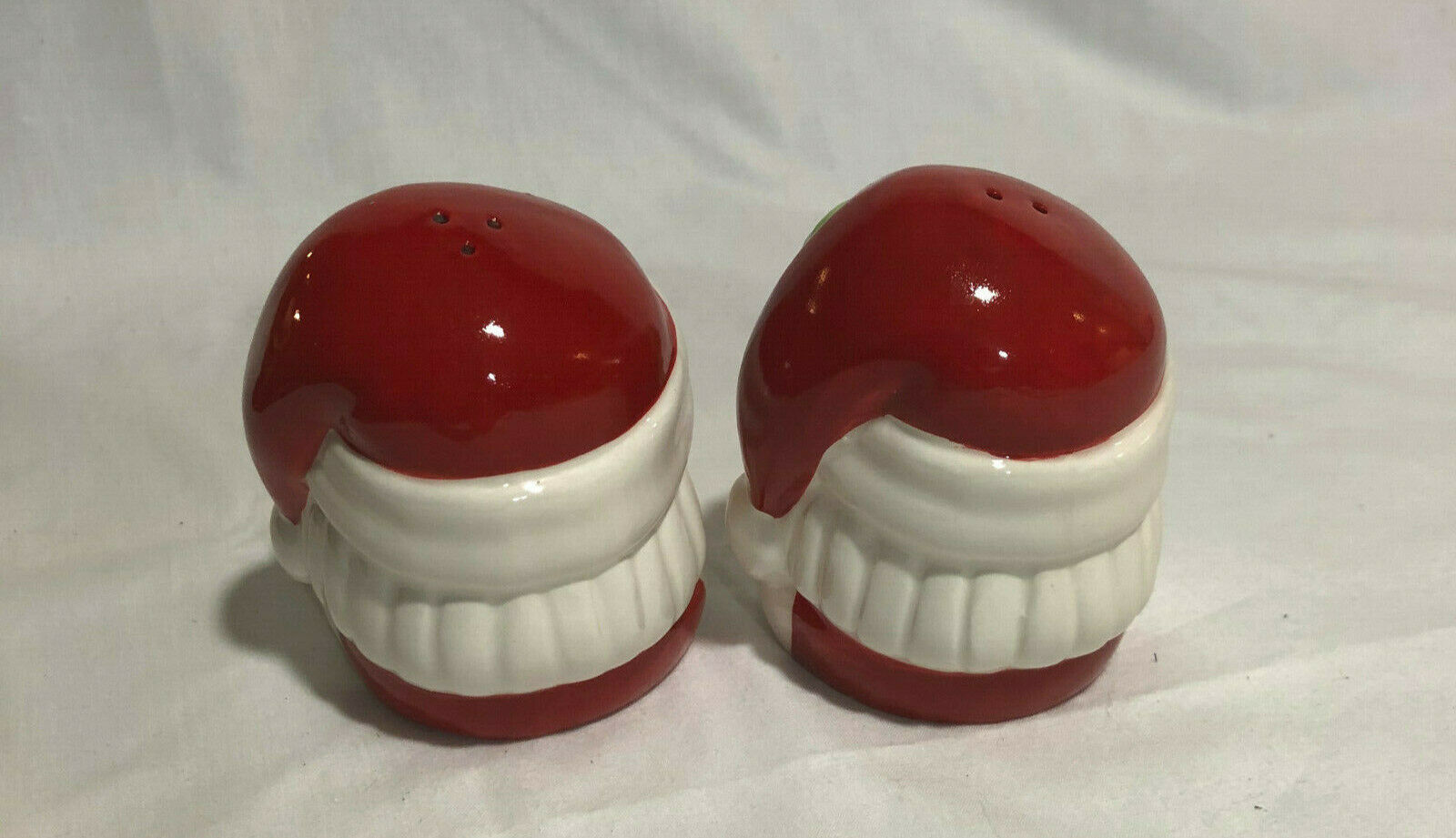 Vintage Santa Claus Heads Salt & Pepper Shaker Set  ORIGINAL BOX - Nostalgia 2 Now