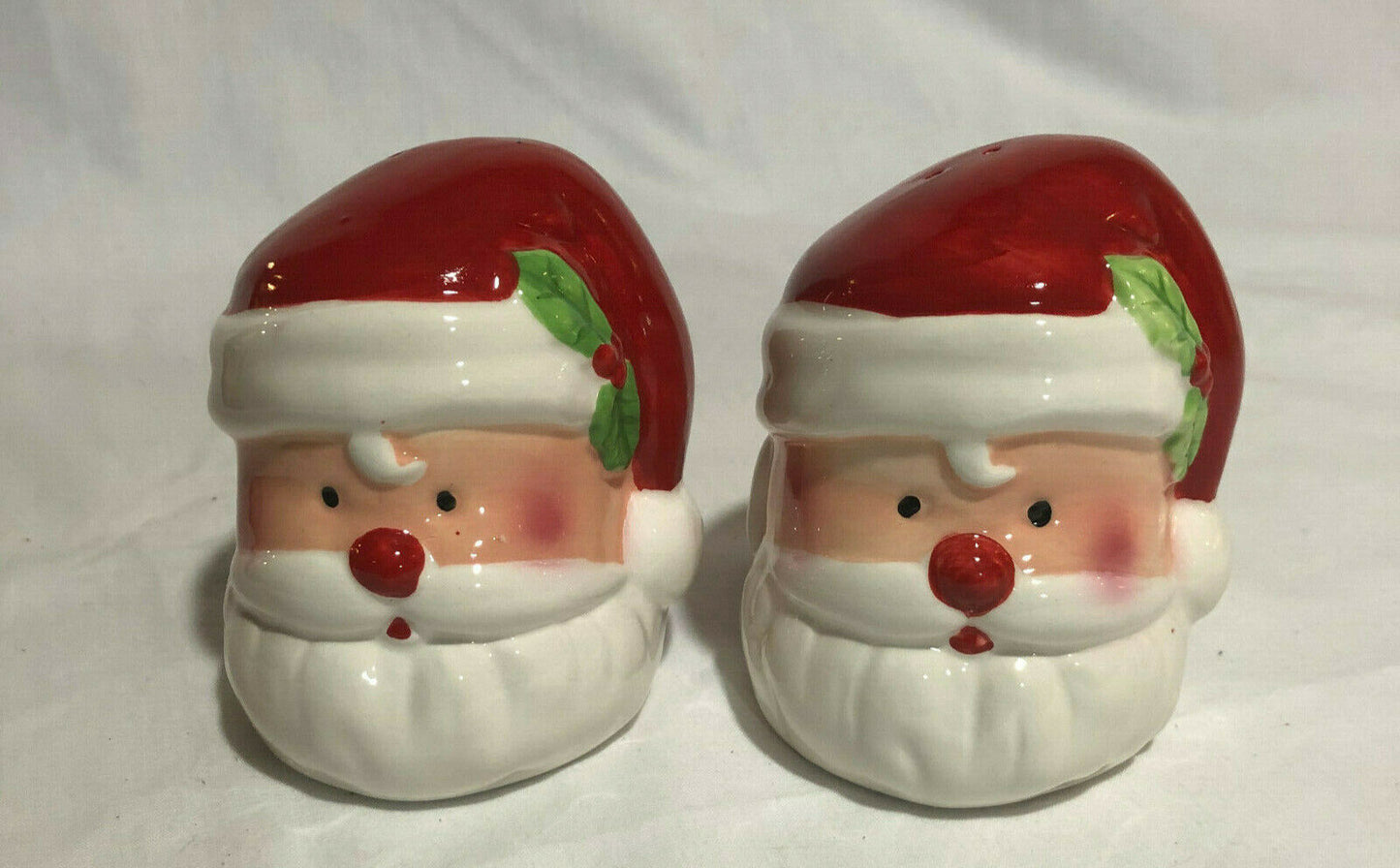 Vintage Santa Claus Heads Salt & Pepper Shaker Set  ORIGINAL BOX - Nostalgia 2 Now
