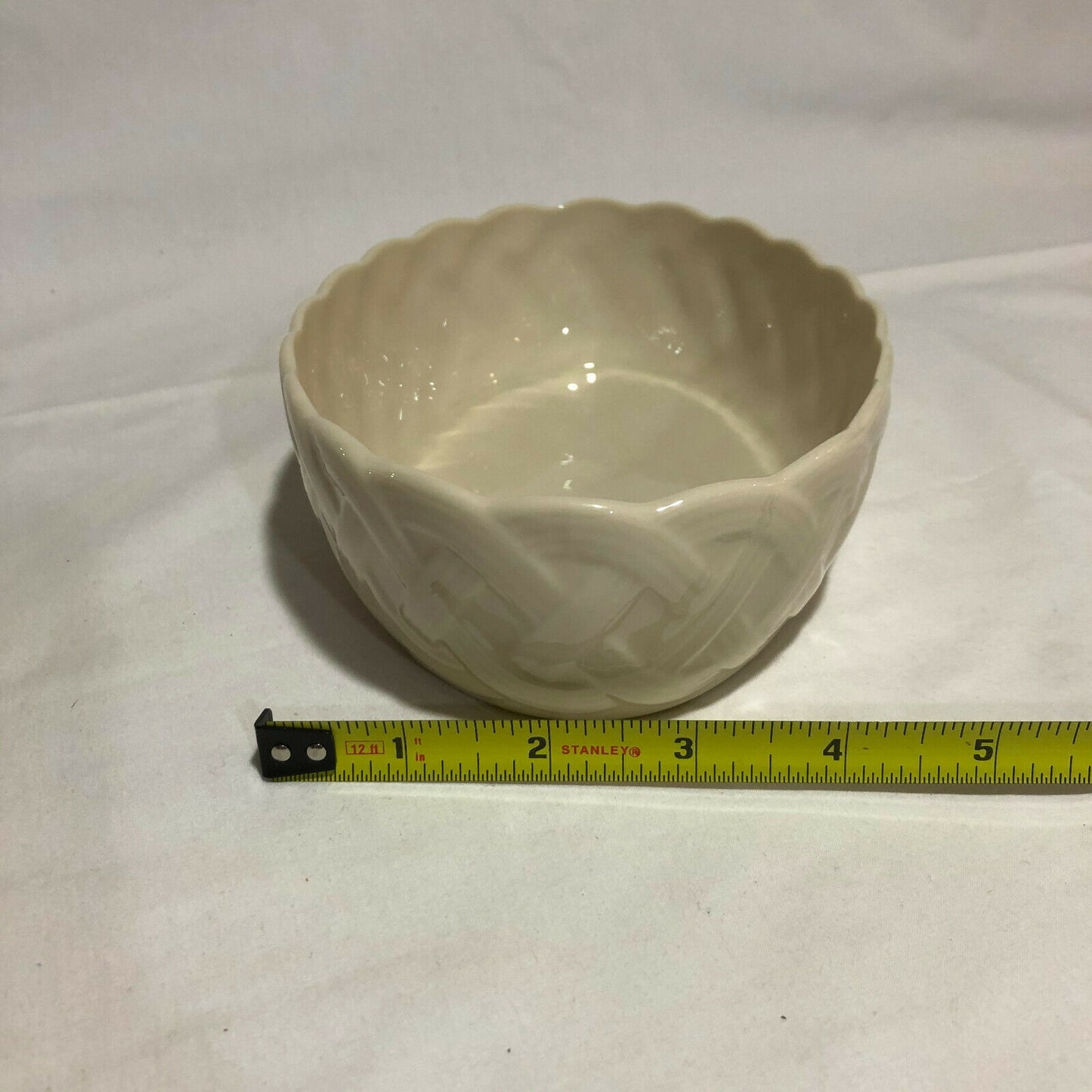 Lenox Basket Weave Lattice Oval Bowl Ivory- Excellent Condition - Nostalgia 2 Now