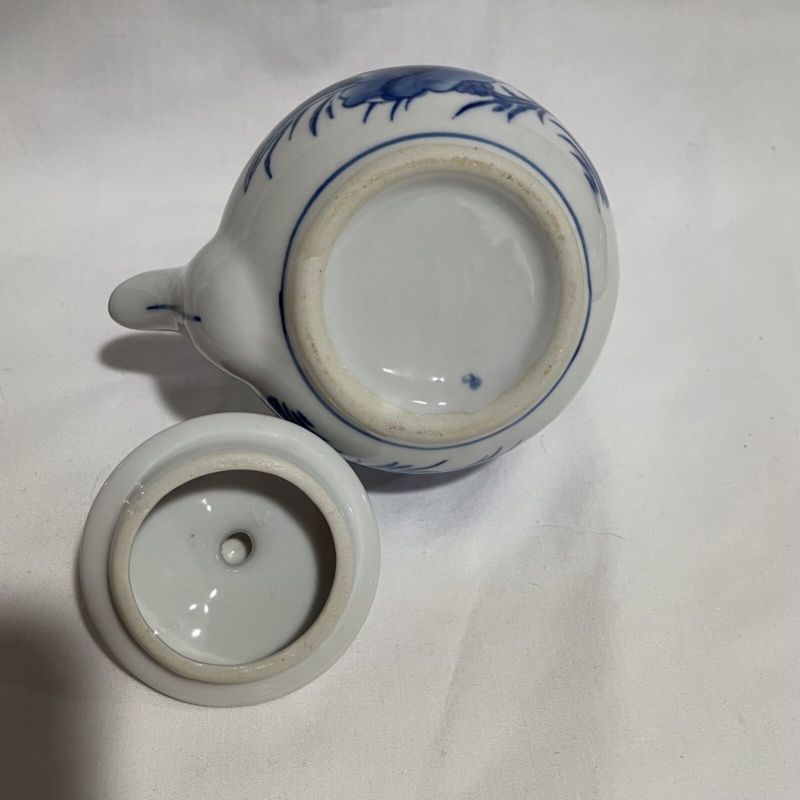 Vintage Blue And White Ceramic Round Floral Design Teapot Lided - Nostalgia 2 Now