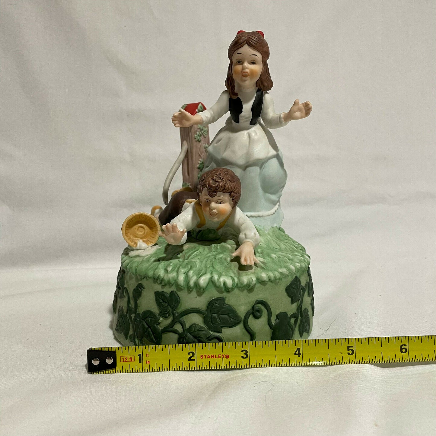 Brenda P. Thomas Once Upon A Time Rhyme Collection Jack & Jill Music Box - 1989 - Nostalgia 2 Now