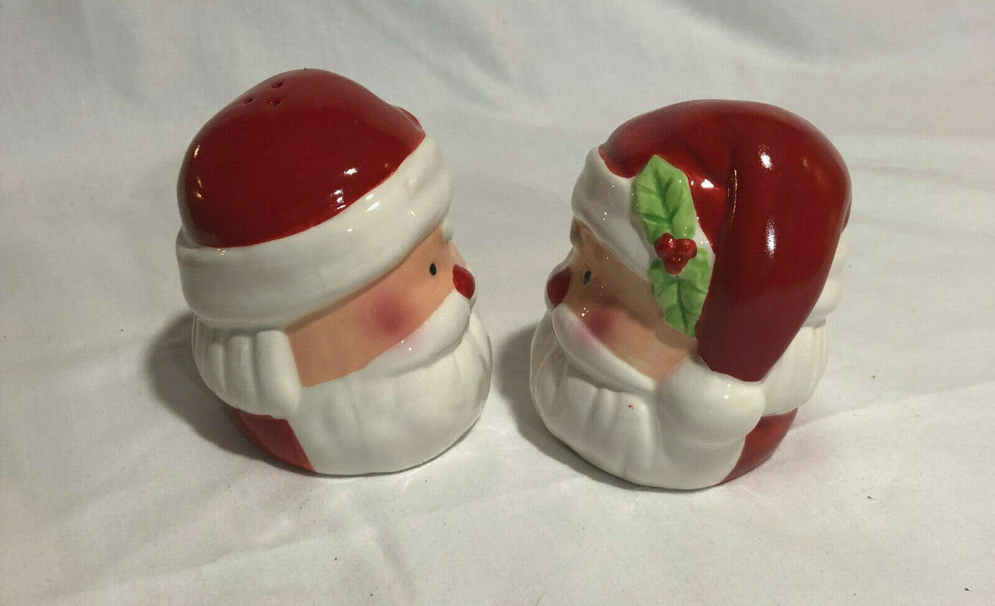 Vintage Santa Claus Heads Salt & Pepper Shaker Set  ORIGINAL BOX - Nostalgia 2 Now