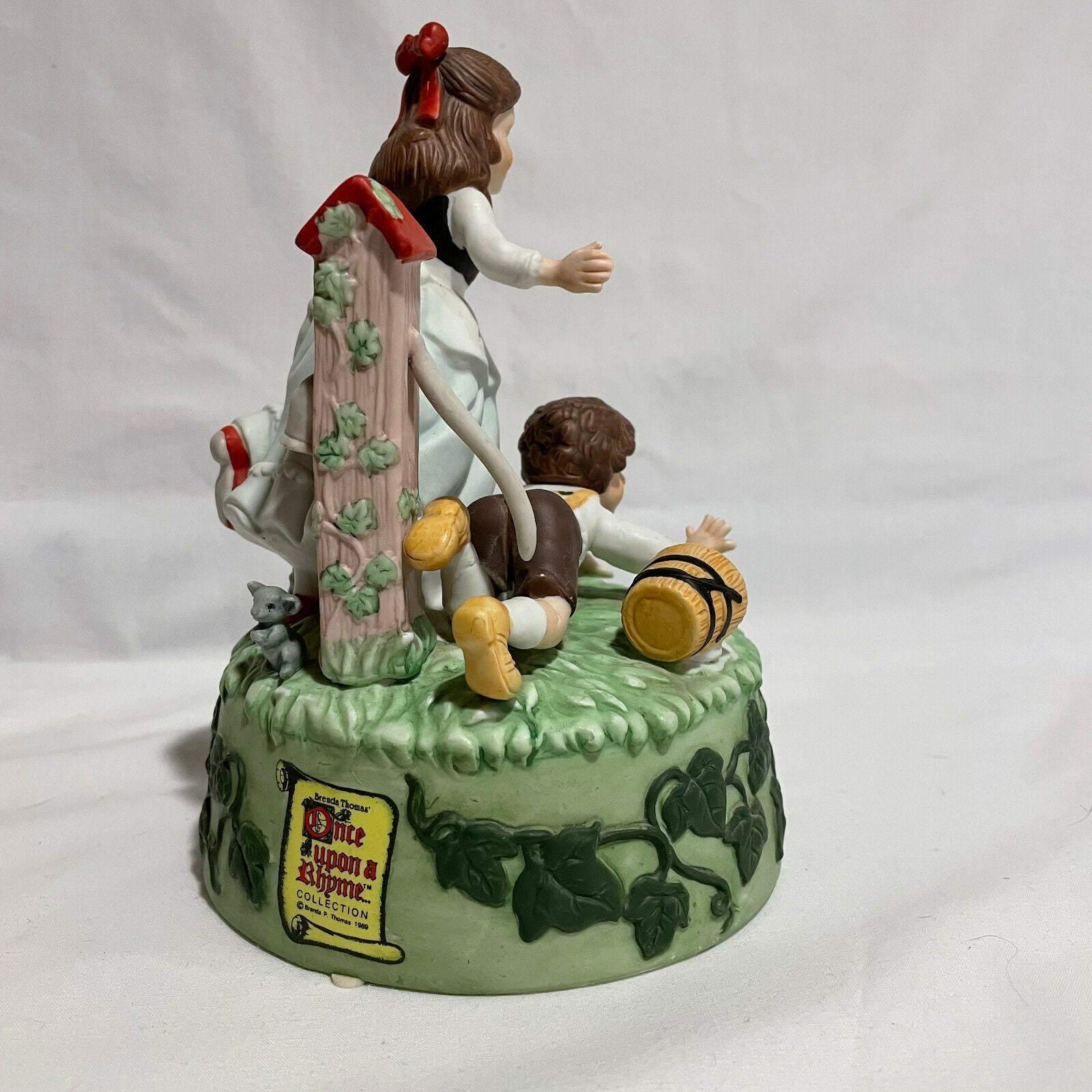 Brenda P. Thomas Once Upon A Time Rhyme Collection Jack & Jill Music Box - 1989 - Nostalgia 2 Now