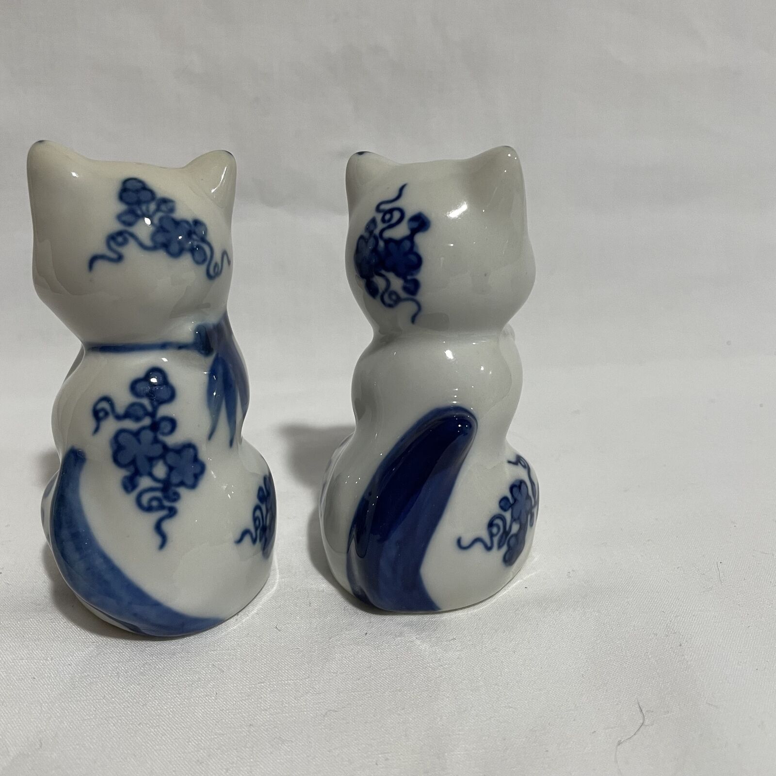 Nantucket Kitty Cats in Basket Salt & Pepper Shakers - Nostalgia 2 Now