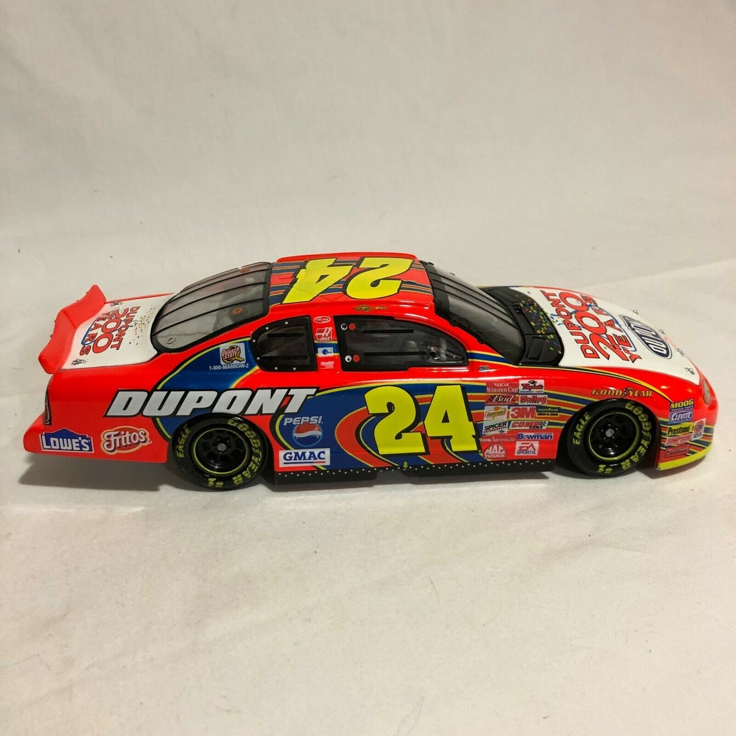1:24 Jeff Gordon #24 DuPont/200th Anniversary Celebration 2002 Action NASCAR - Nostalgia 2 Now