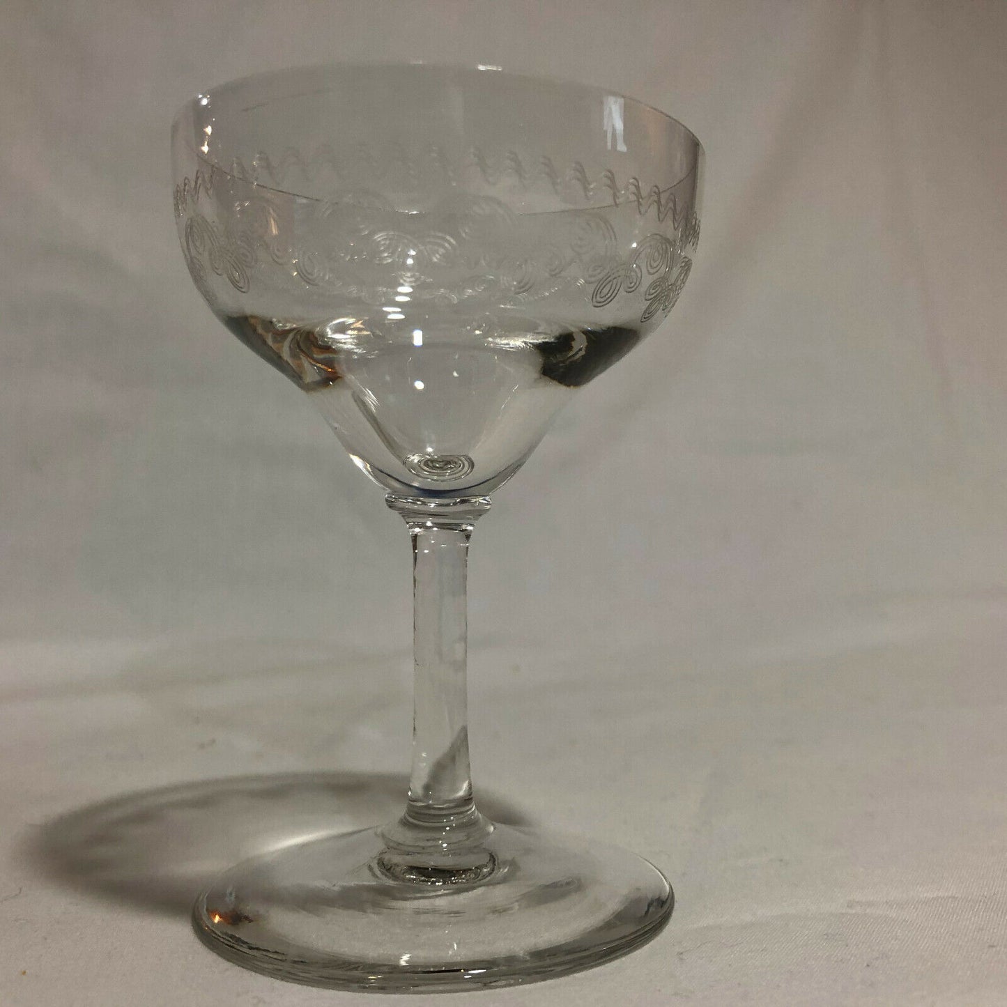 2 Pall Mall Design Vintage Acid Etched Design Wine Glasses-Simply Beautiful! - Nostalgia 2 Now