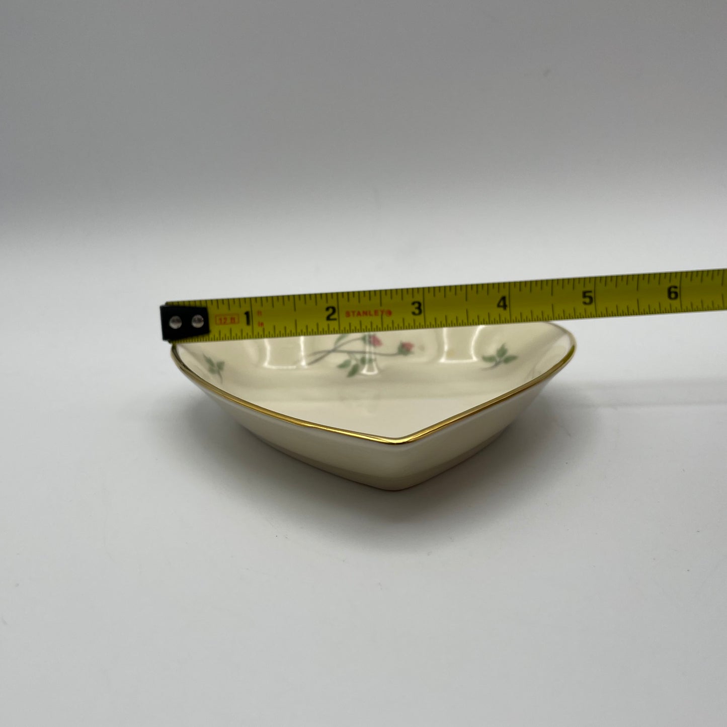 Lenox Rose Manor Heart Dish and Round Dish