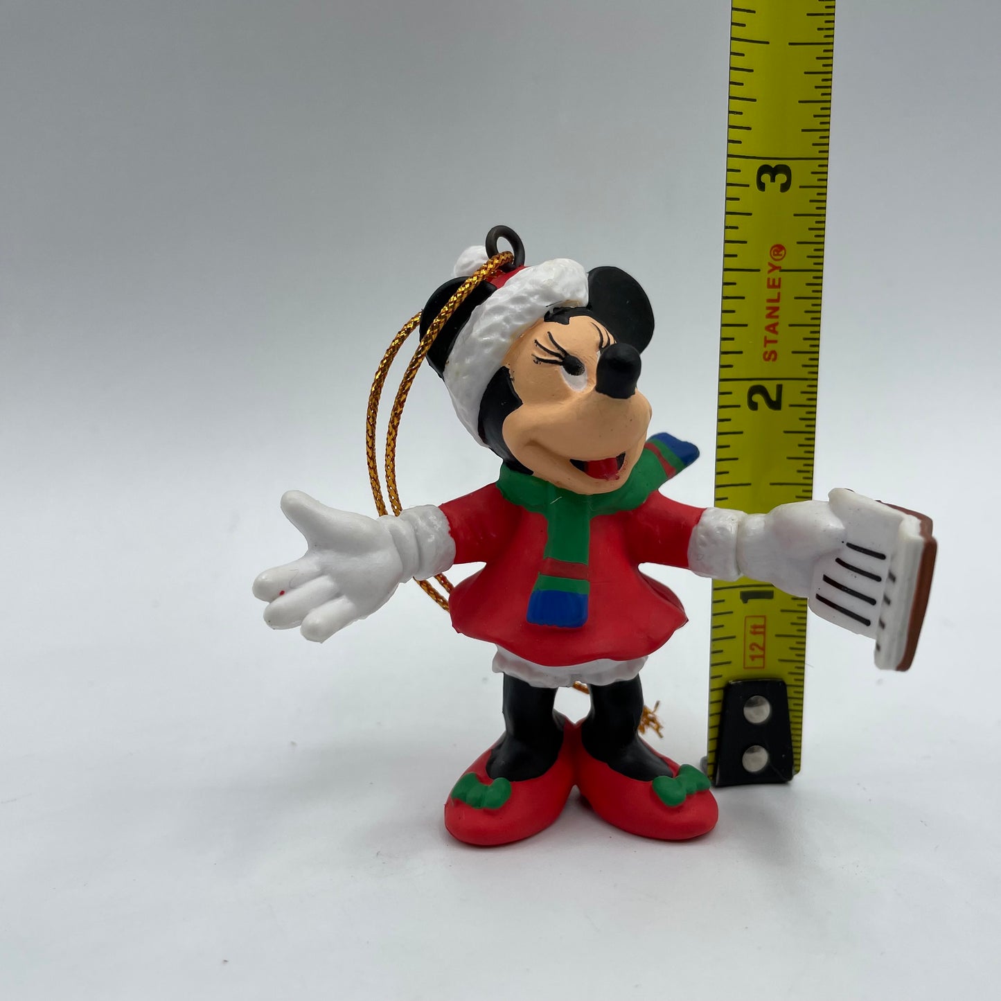 Mickey Unlimited Holiday Ornament Minnie Caroling