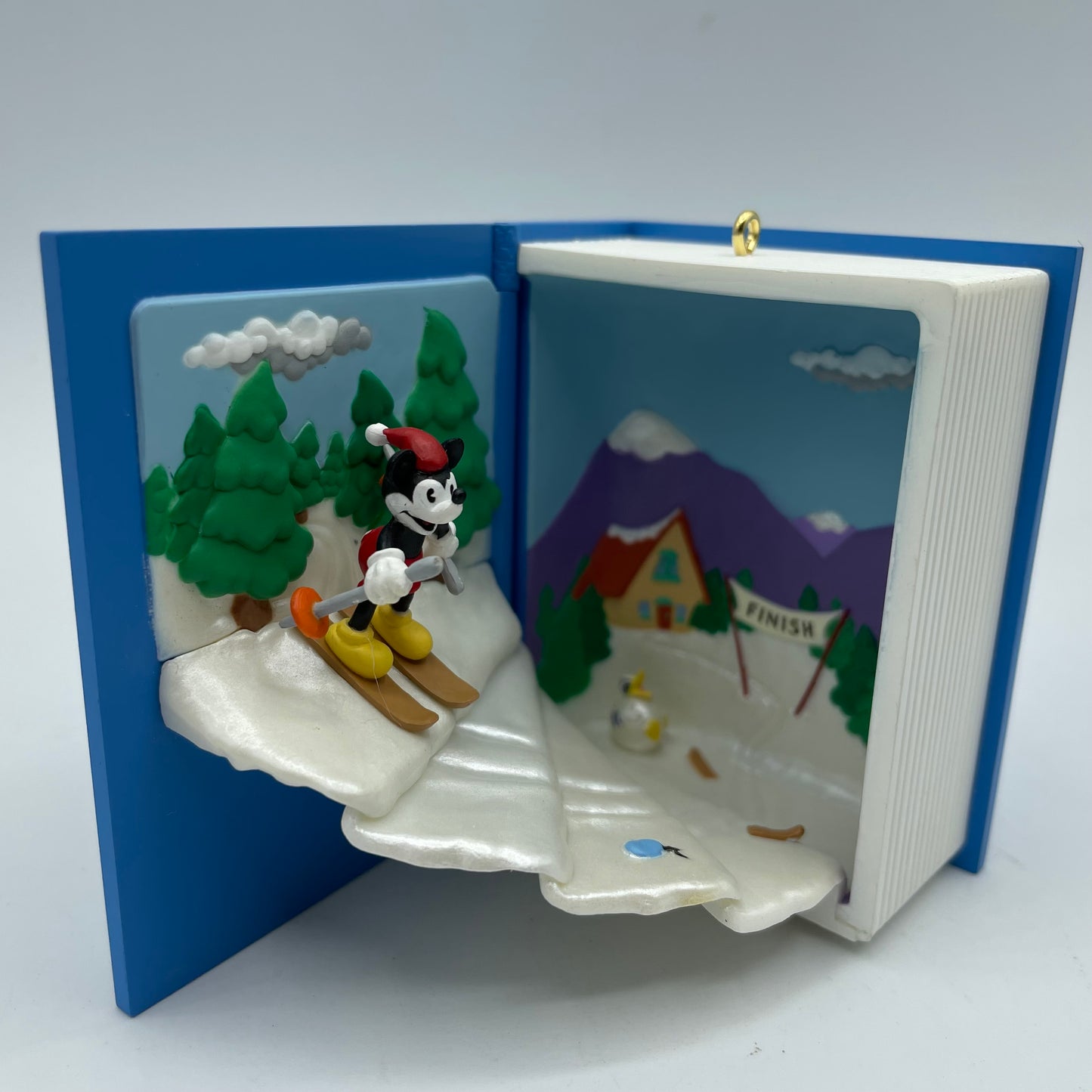 Hallmark Keepsake Ornament The Great Ski Challenge Christmas 2002
