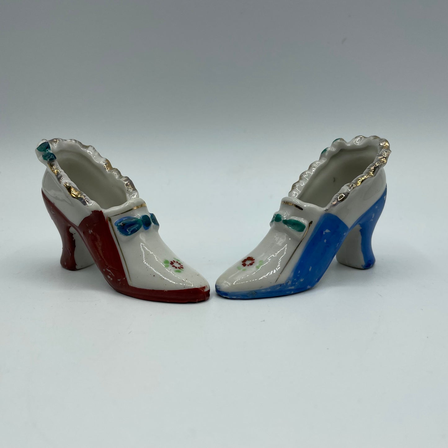 Vintage Victorian Porcelain Mini Shoes Hand Painted, Set of 2- Japan